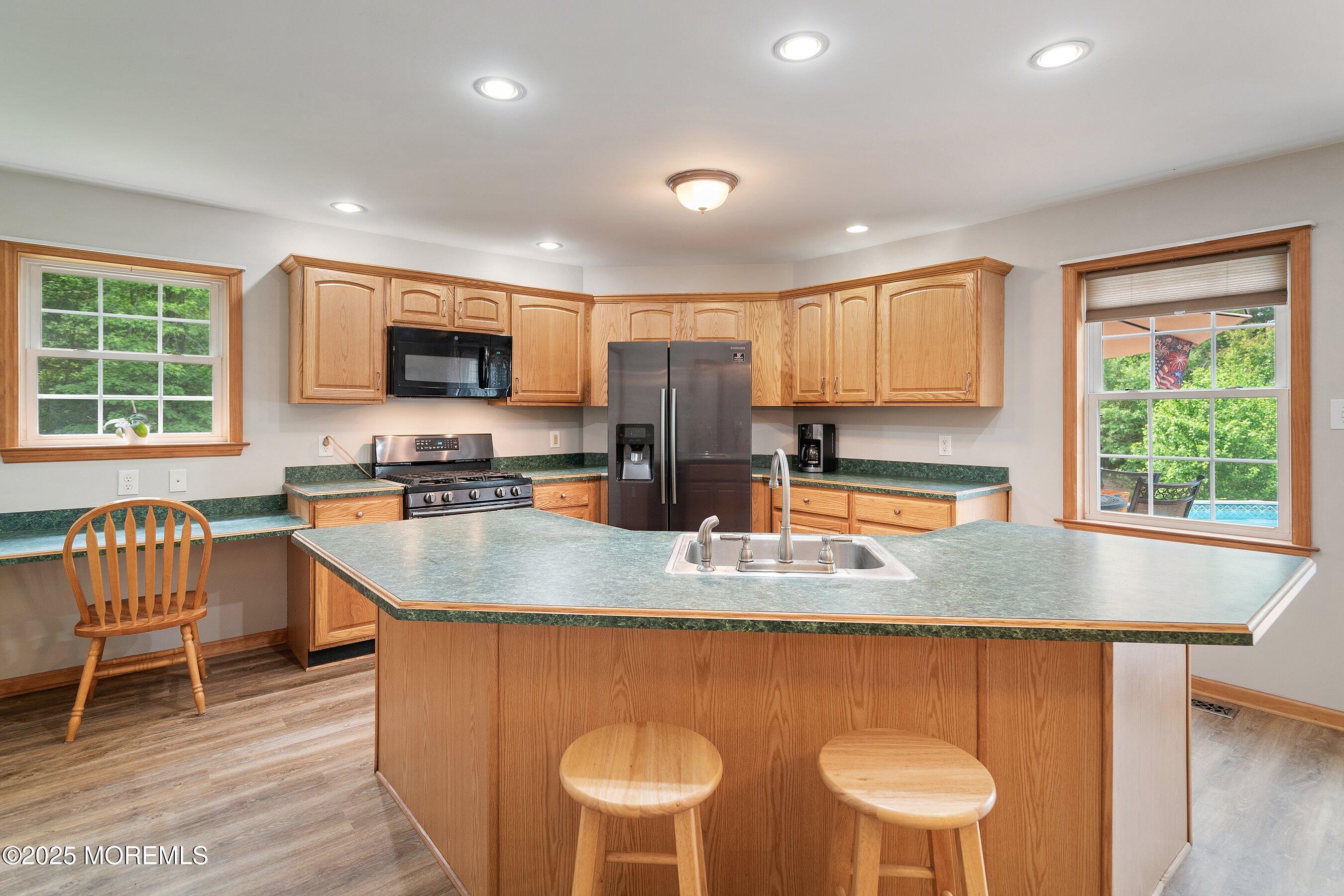 10 Hillside Avenue