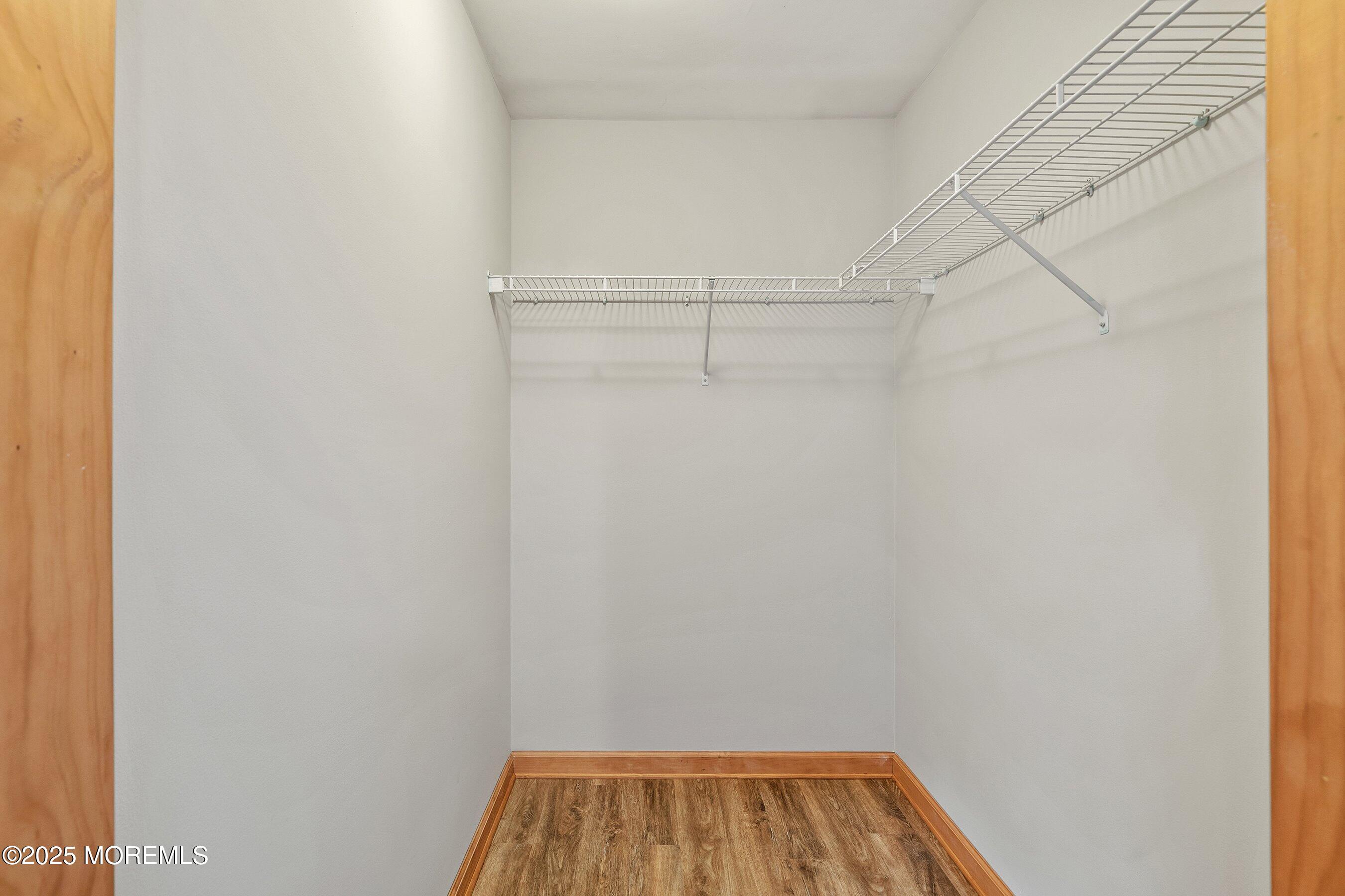 10 Hillside Avenue