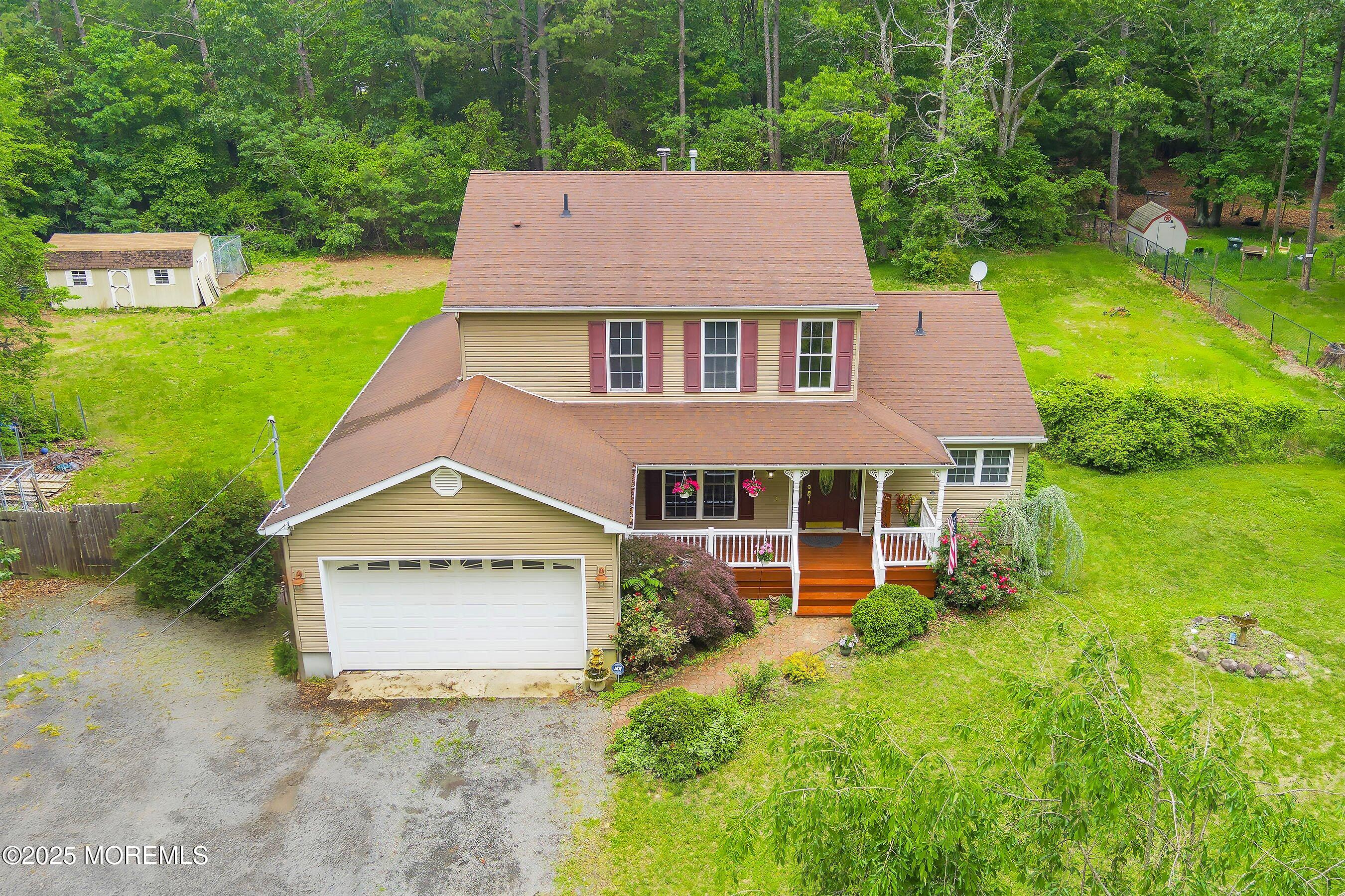 10 Hillside Avenue