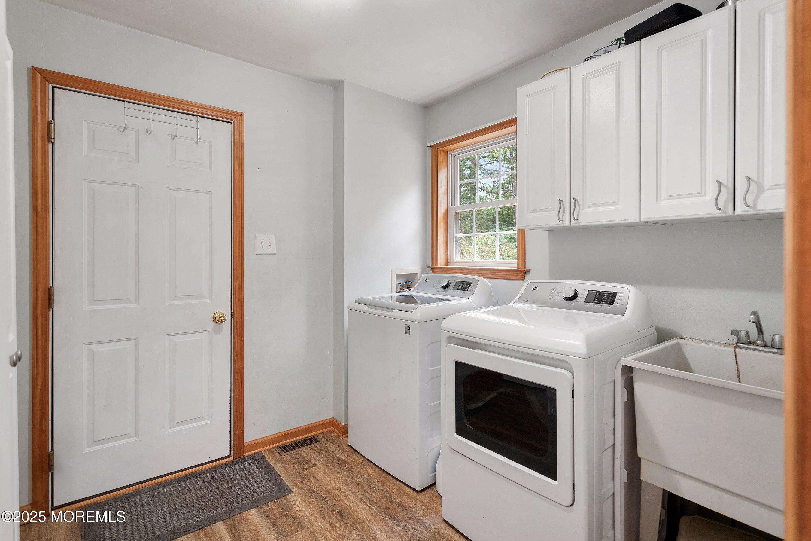 10 Hillside Avenue