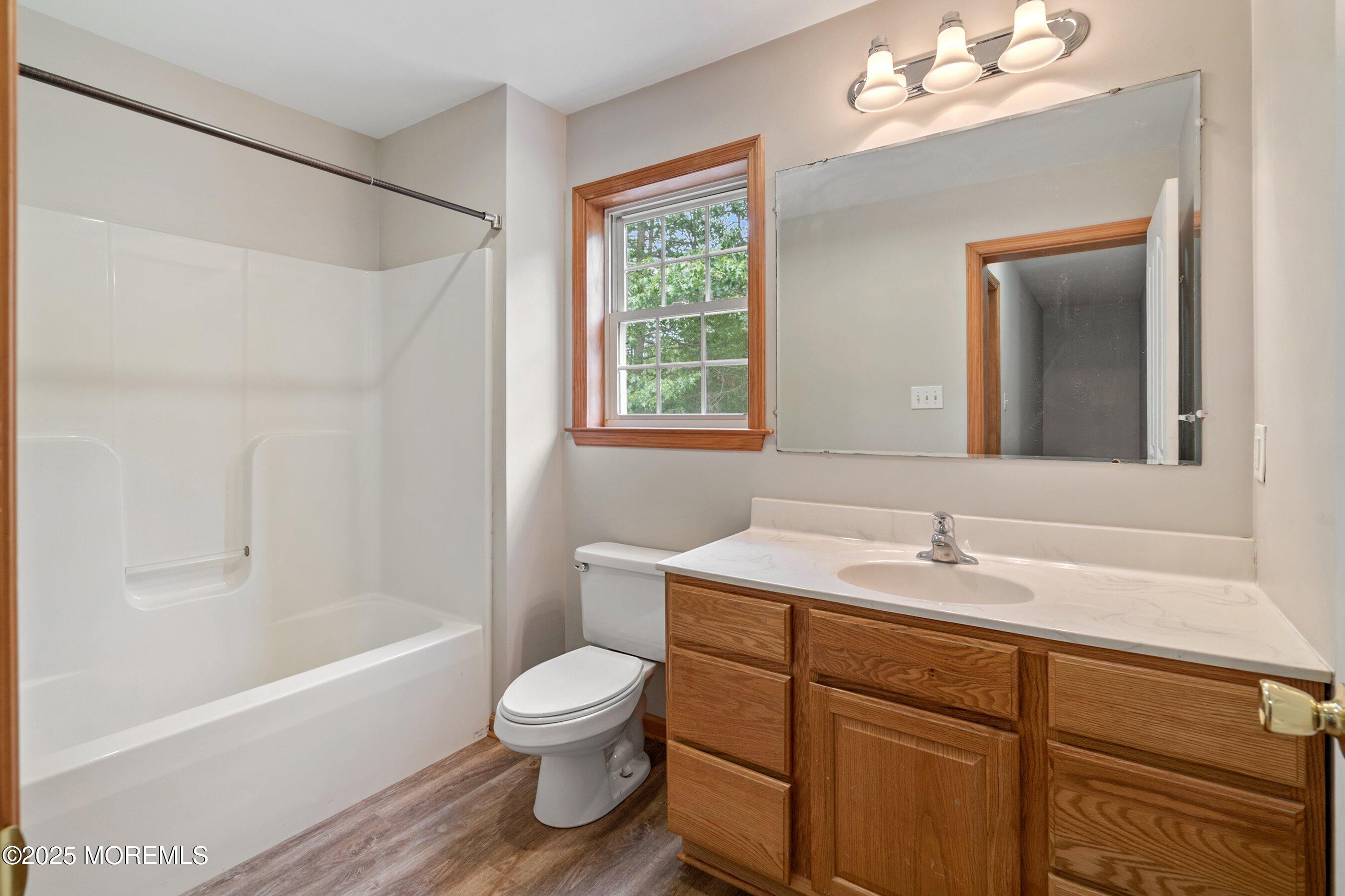 10 Hillside Avenue