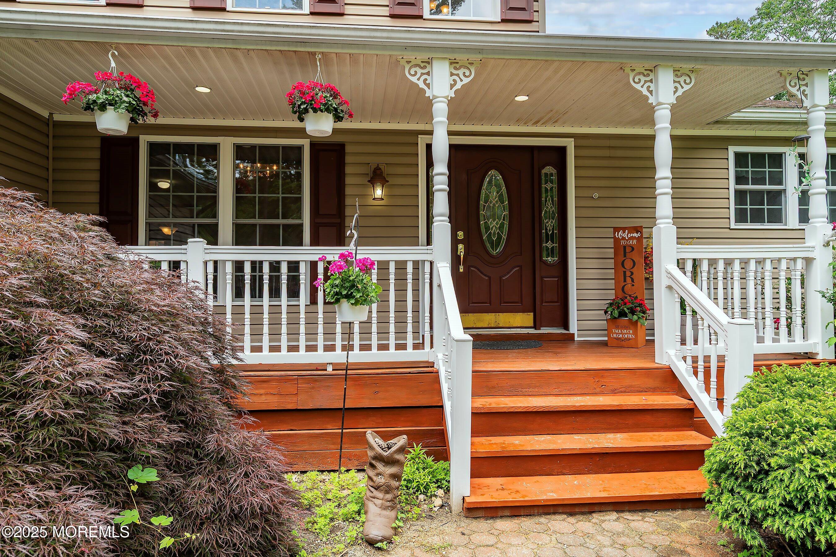 10 Hillside Avenue