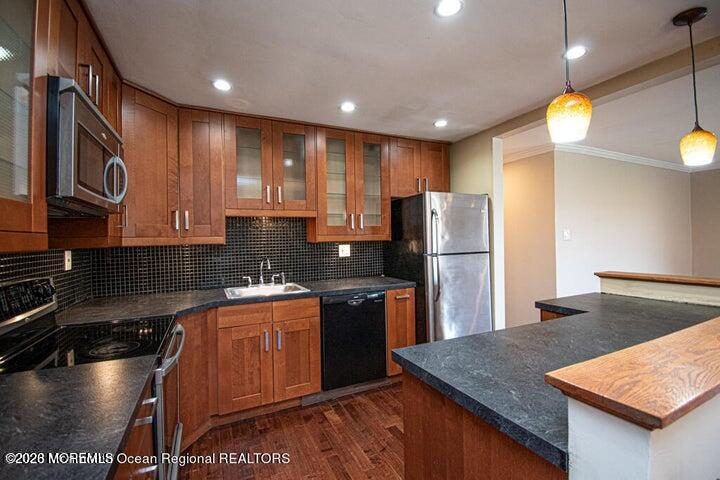 5 Newport Court 238