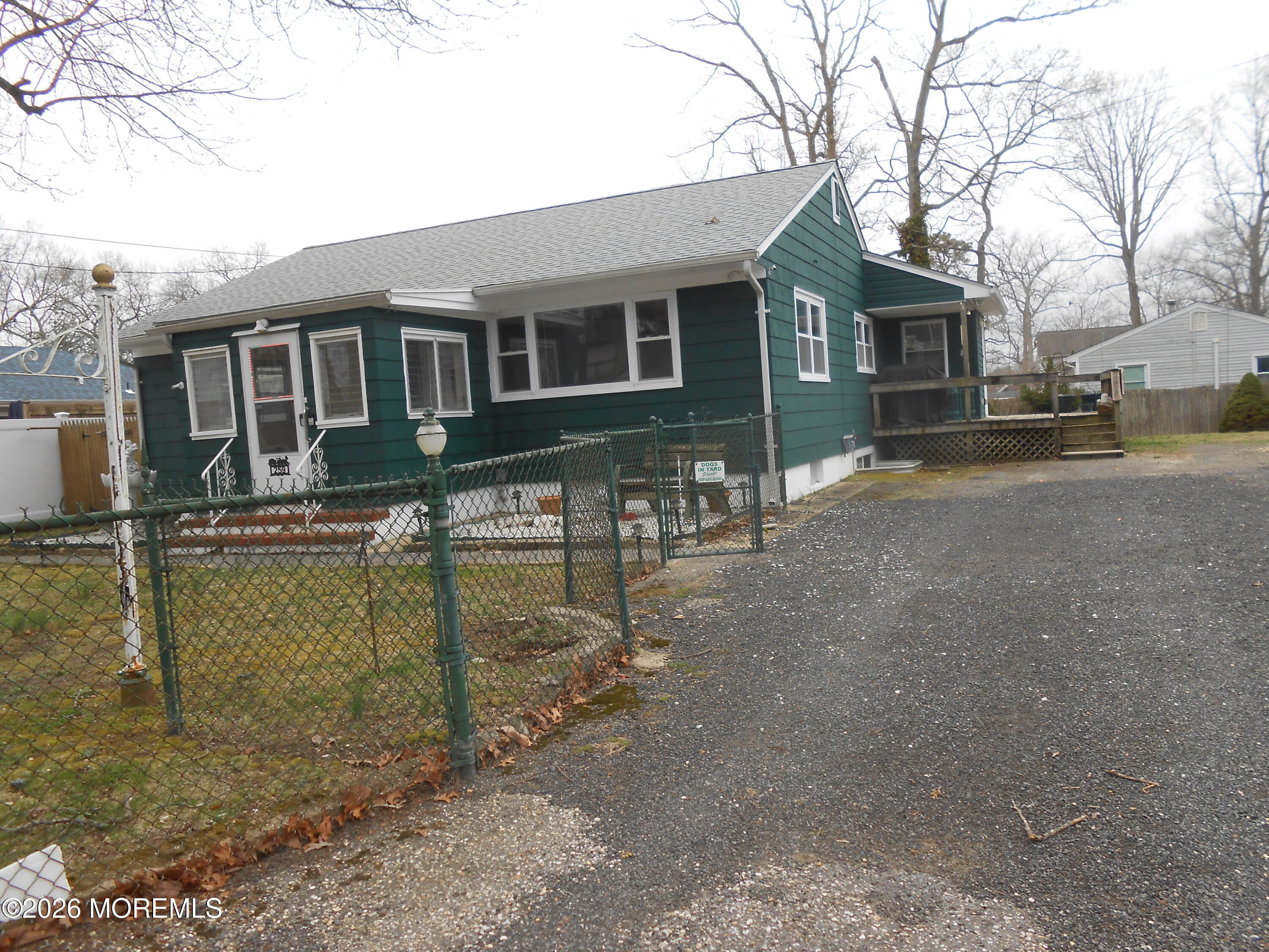 259 Station Drive