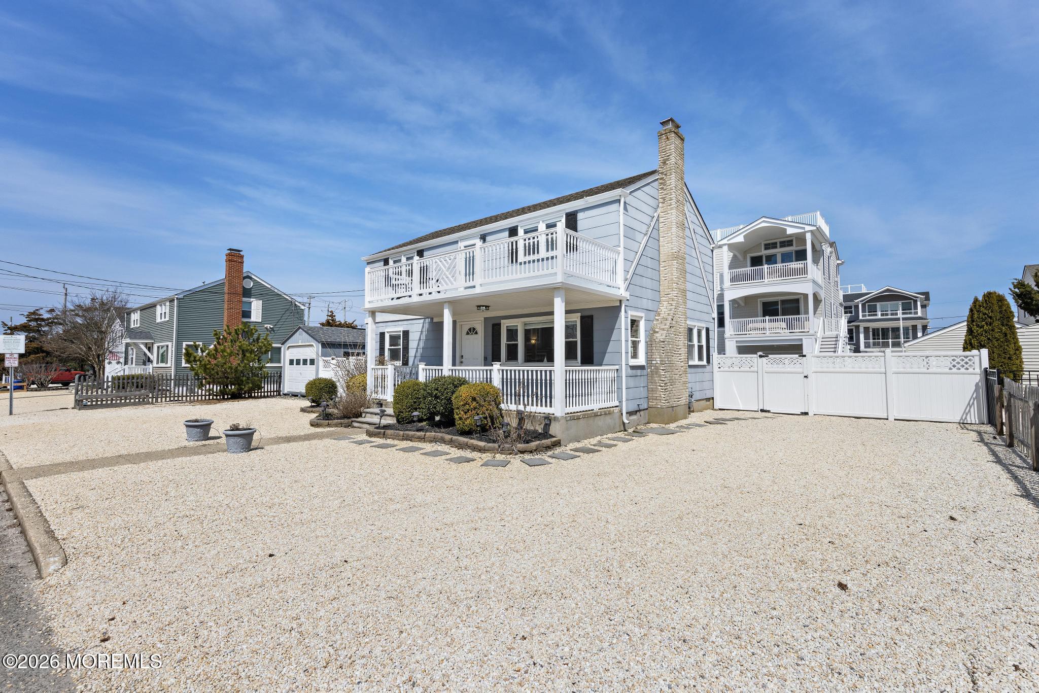 15 E Colorado Avenue