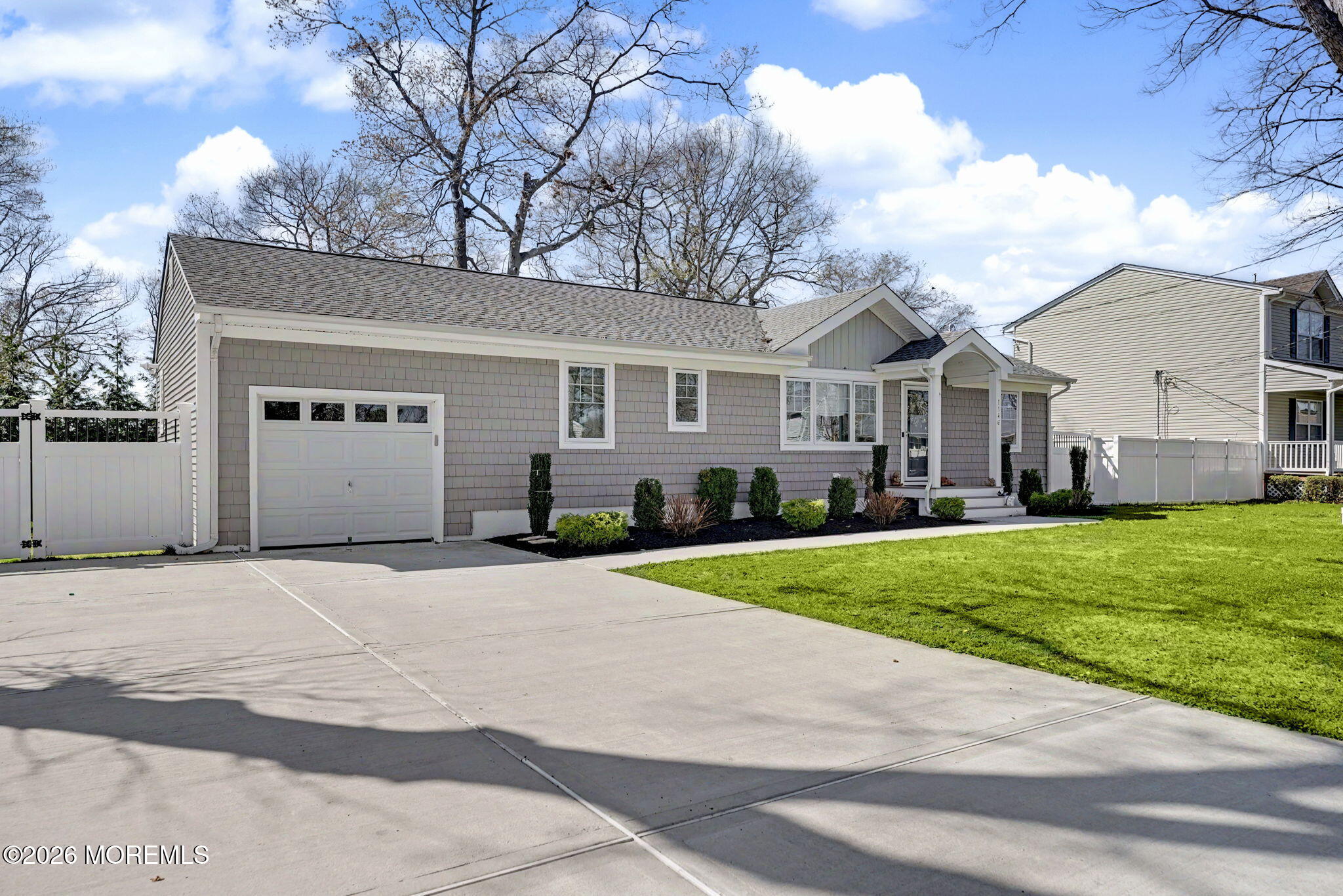 1146 Kenton Drive