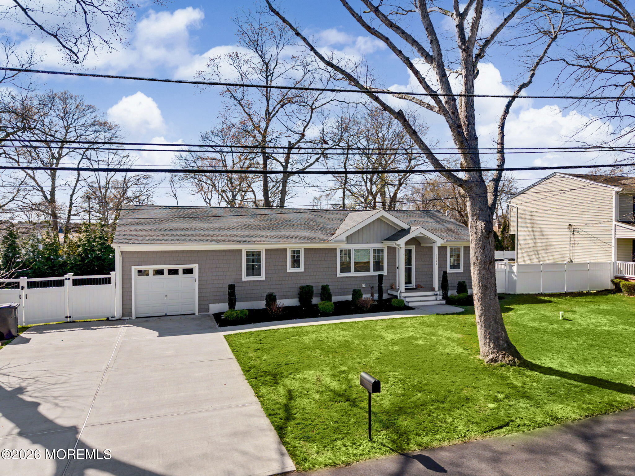 1146 Kenton Drive