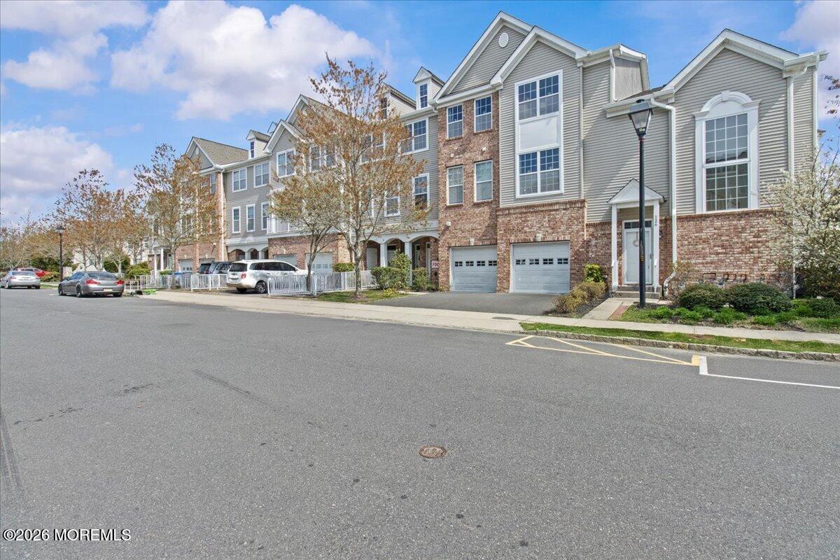 128 Melanie Way
