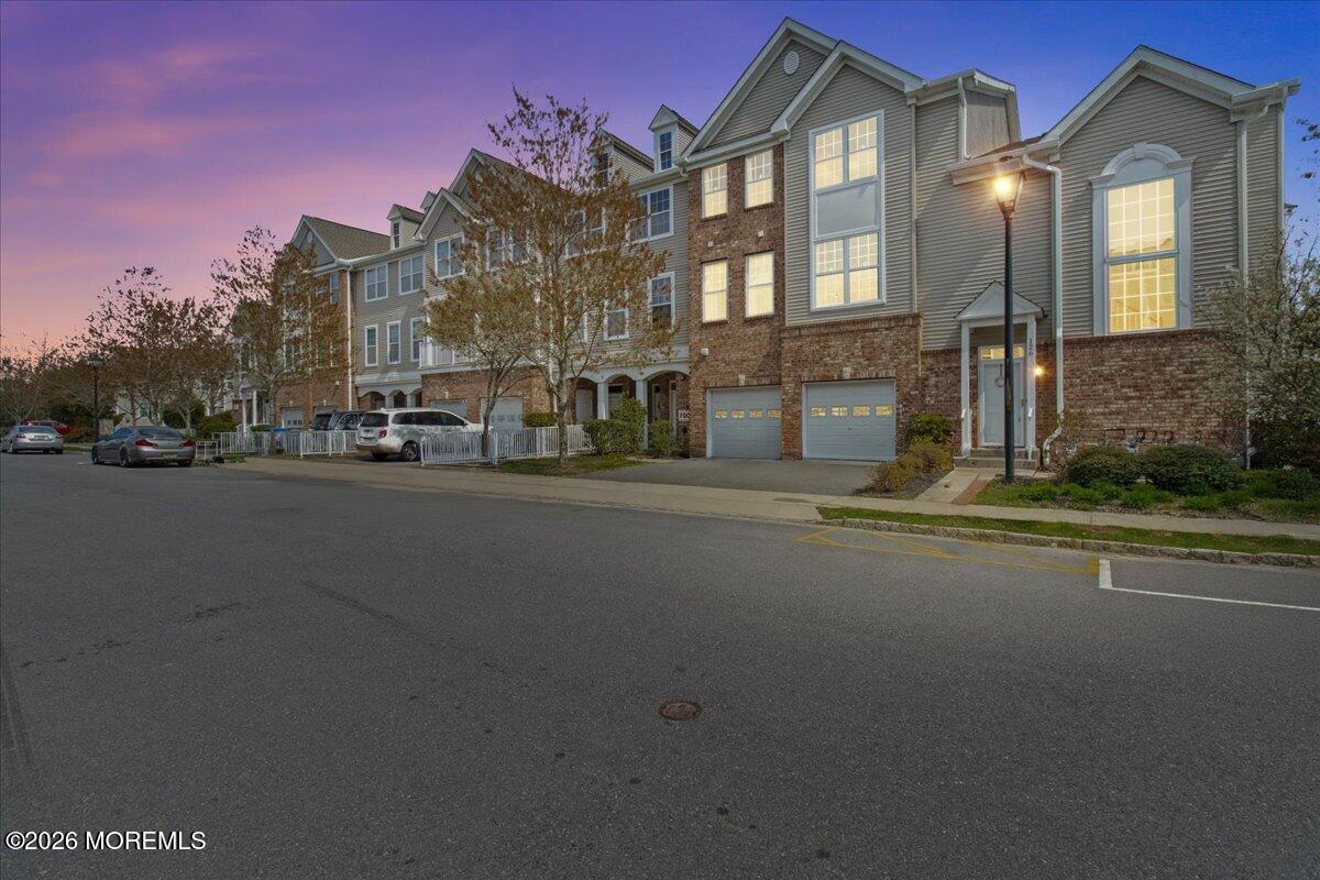 128 Melanie Way