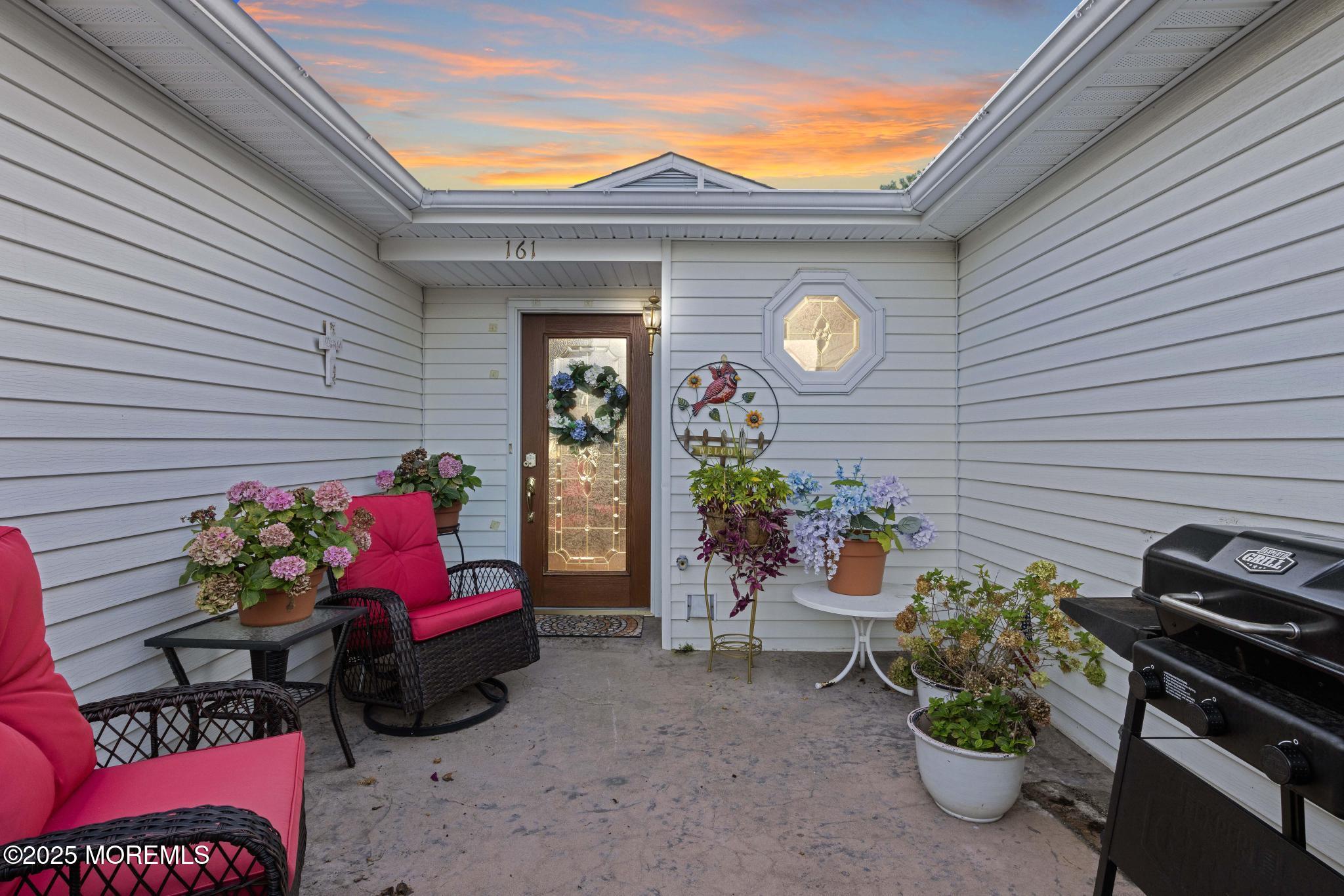 161 Lions Head Boulevard S