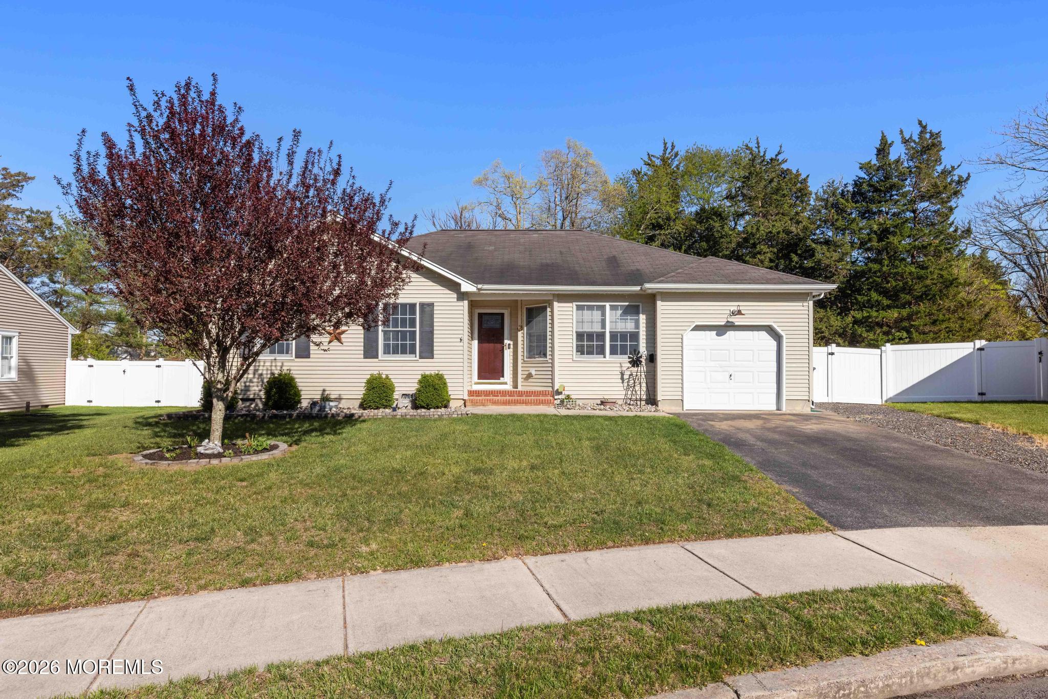 7 Sandy Court