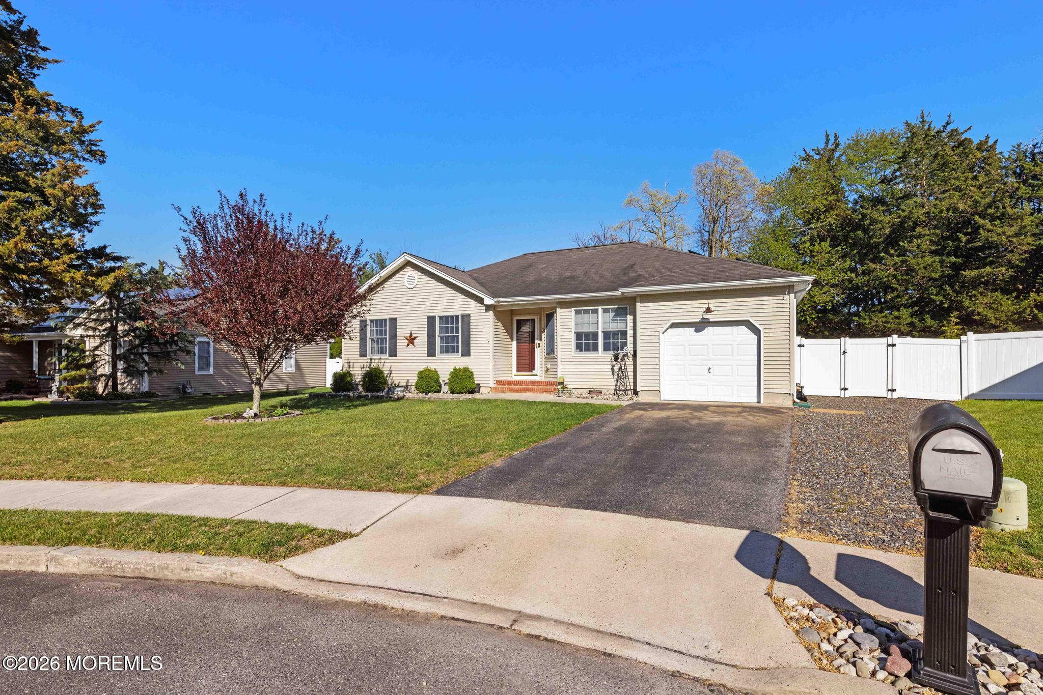 7 Sandy Court