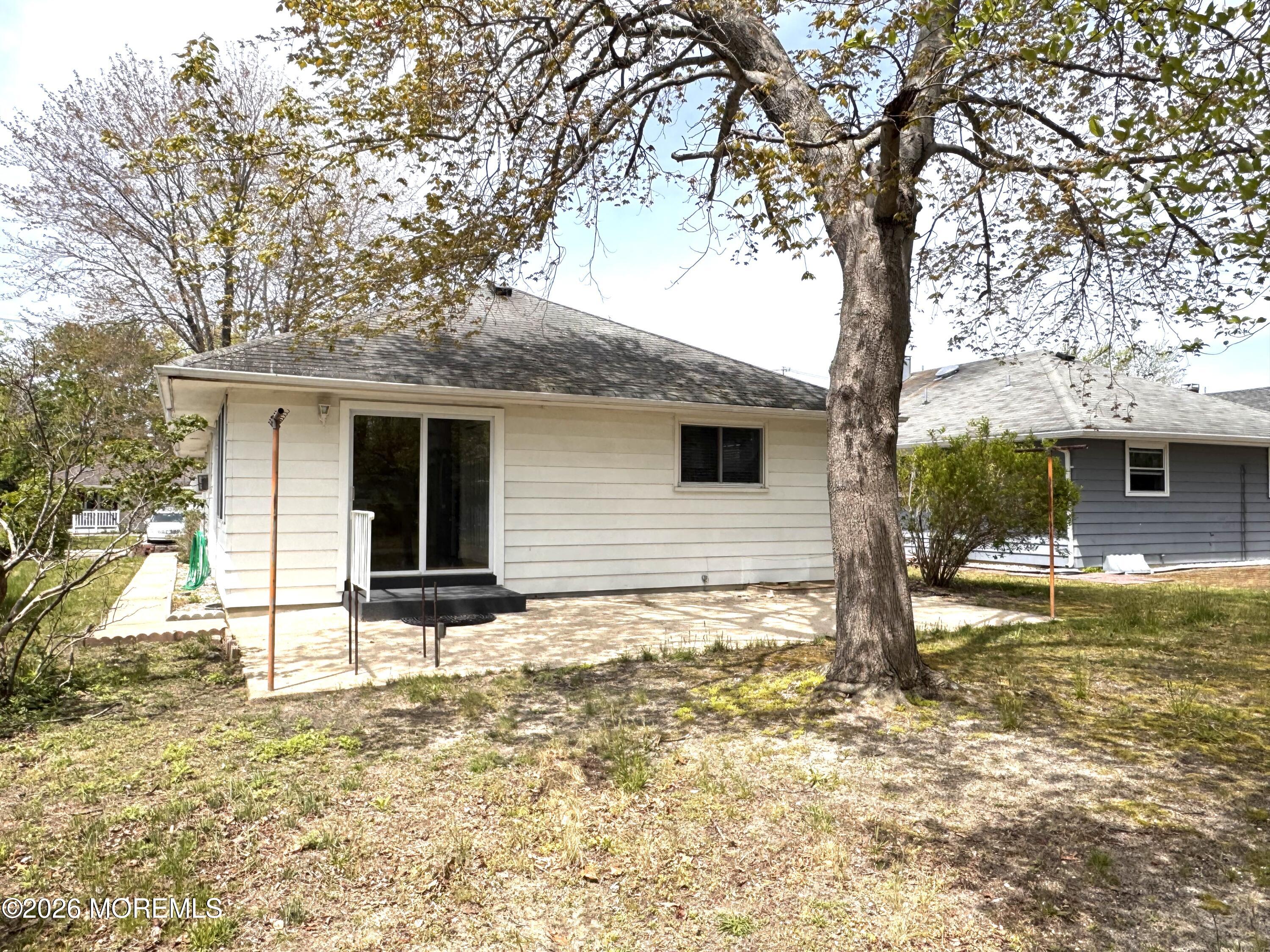 1821 Hovsons Boulevard