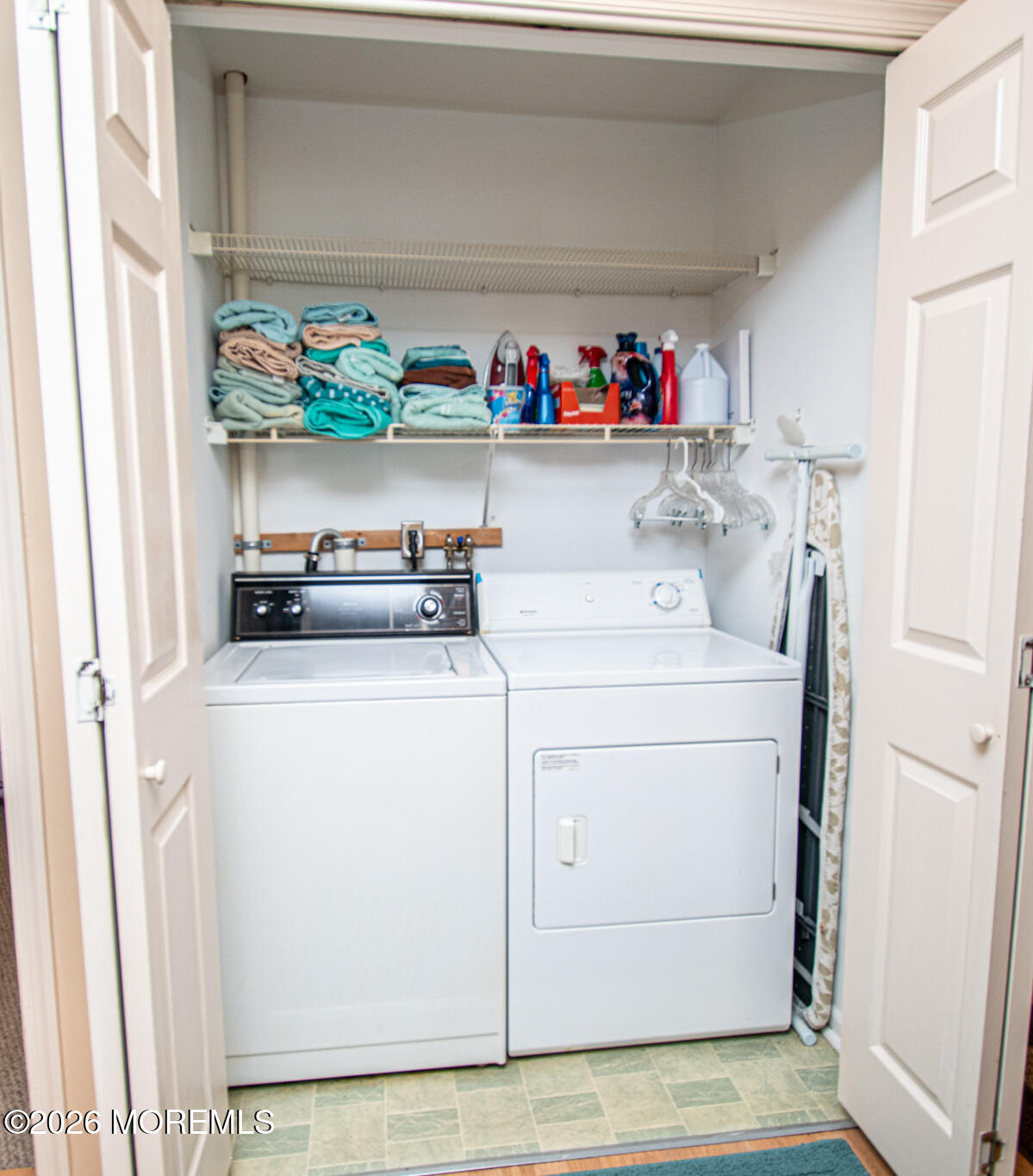 2382 Mount Hood Lane
