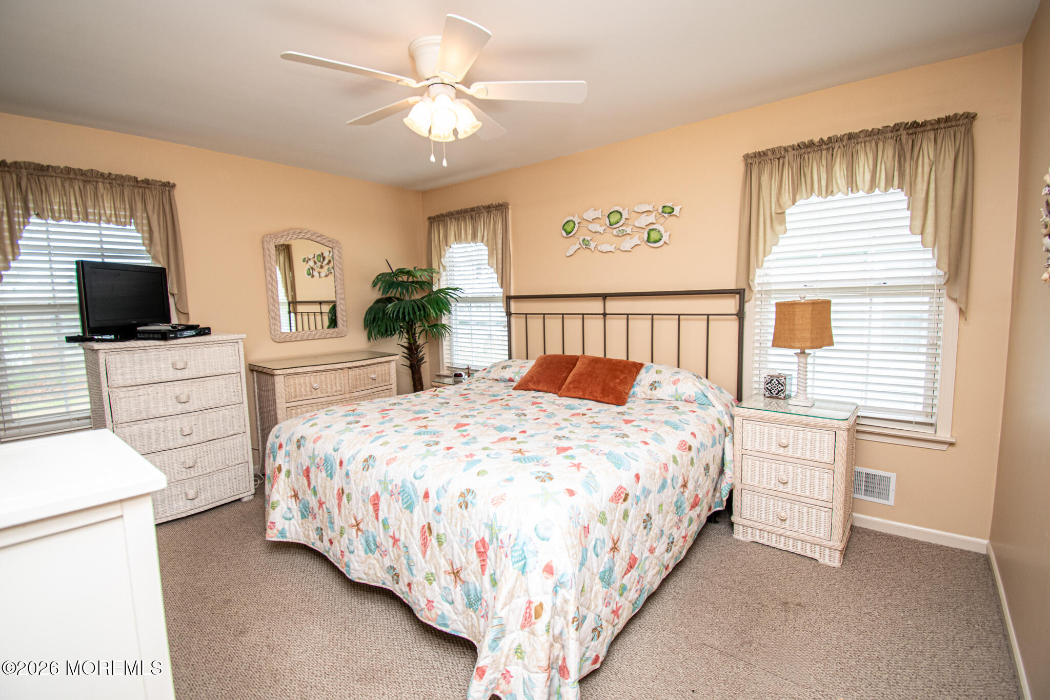 2382 Mount Hood Lane