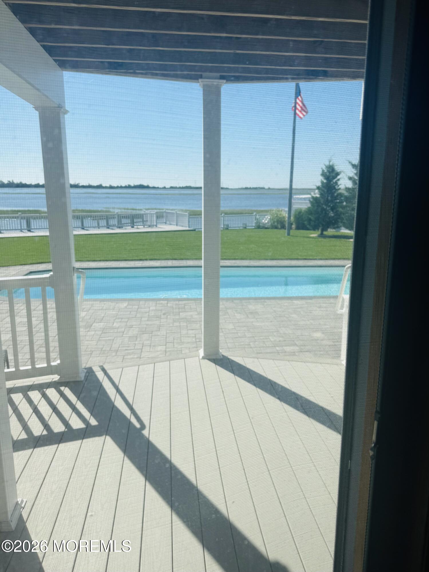 172 Country Club Boulevard
