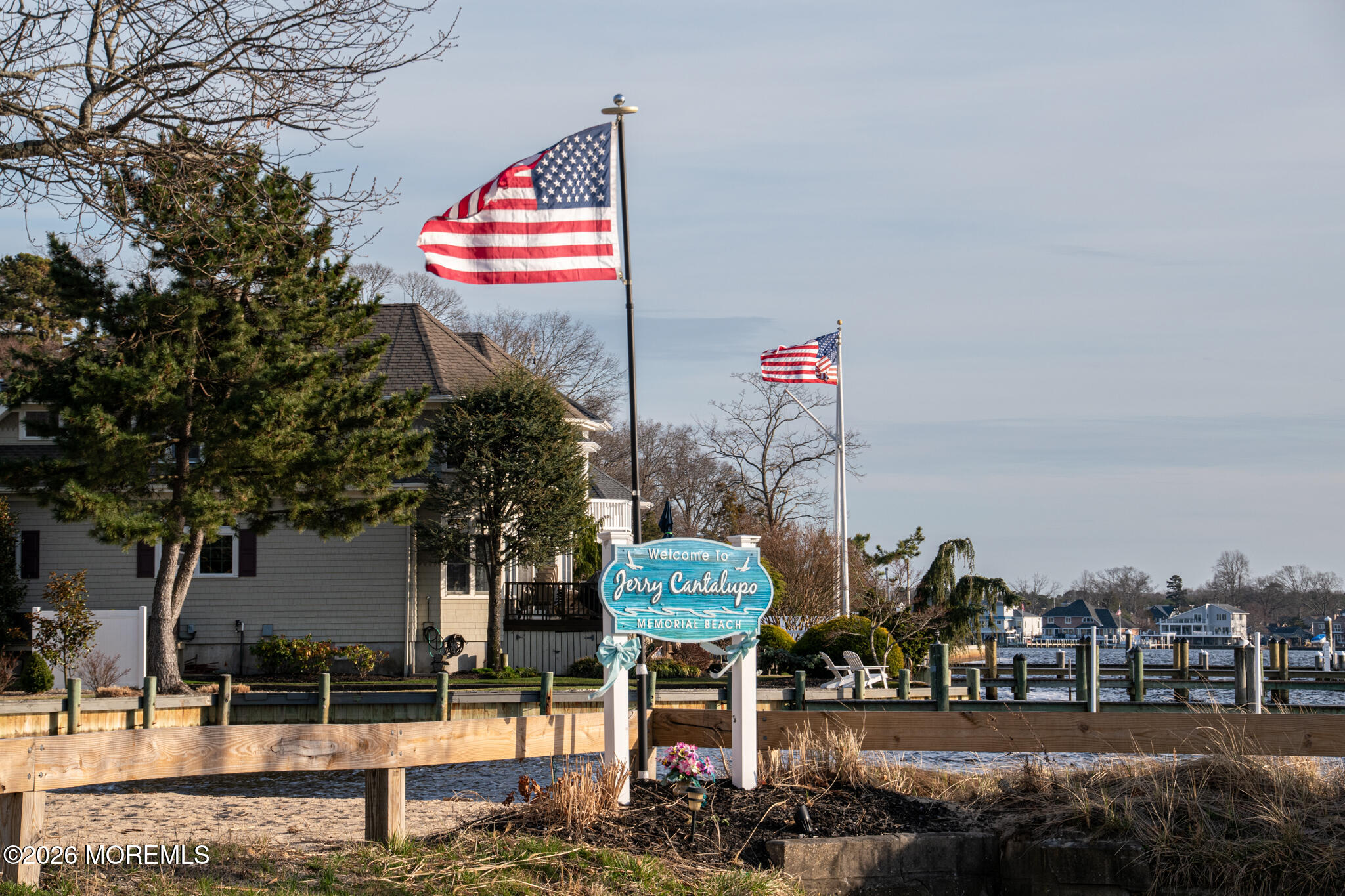 61 River Drive