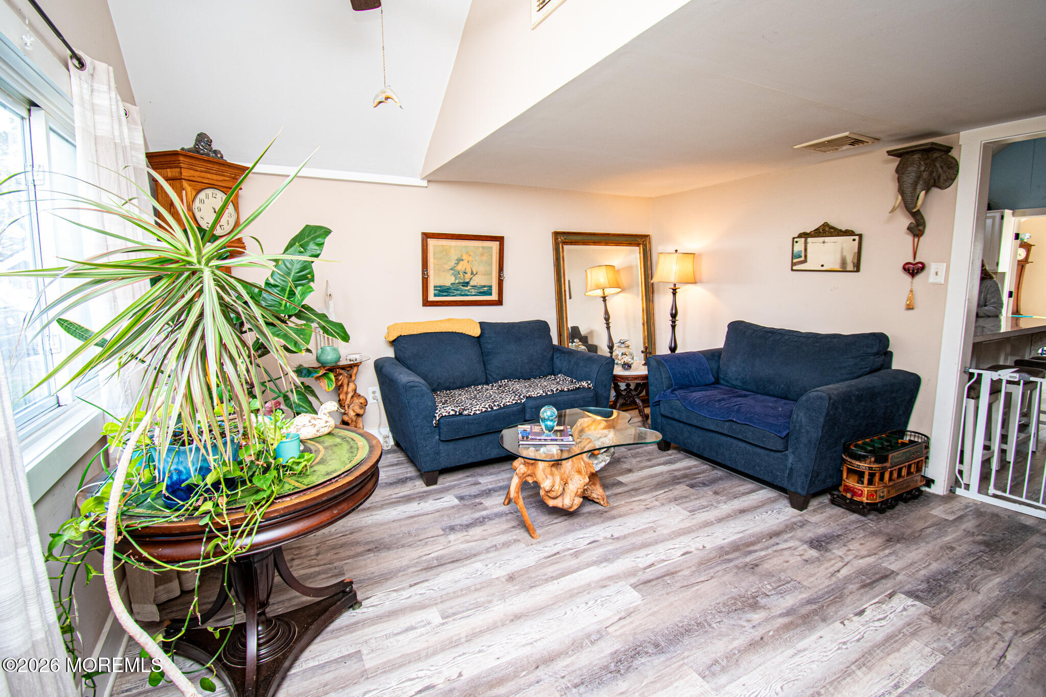 61 River Drive
