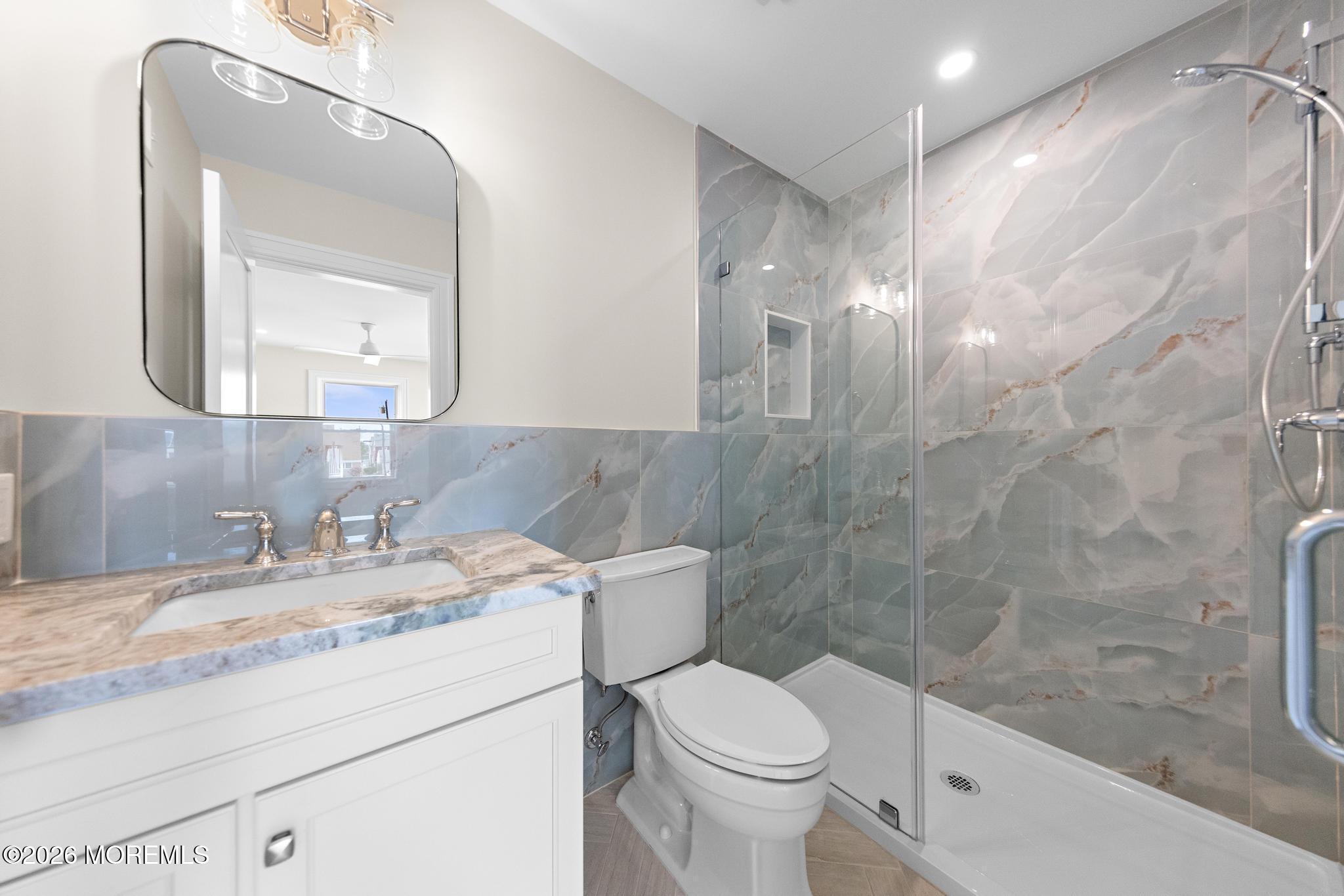 309 W 16th Street
