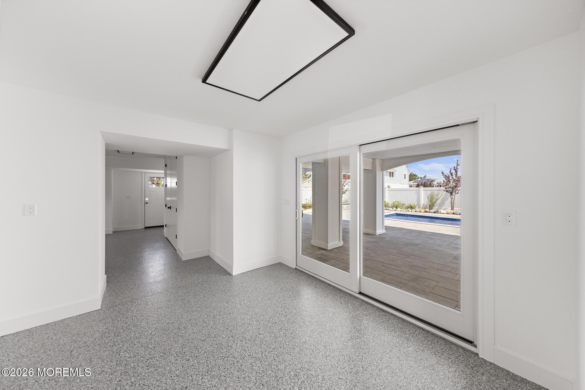 309 W 16th Street