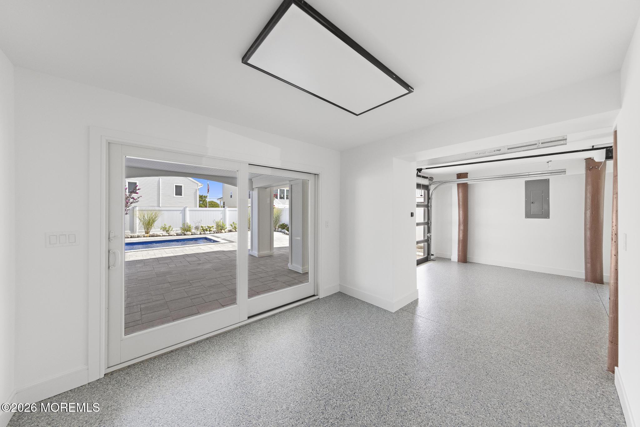 309 W 16th Street
