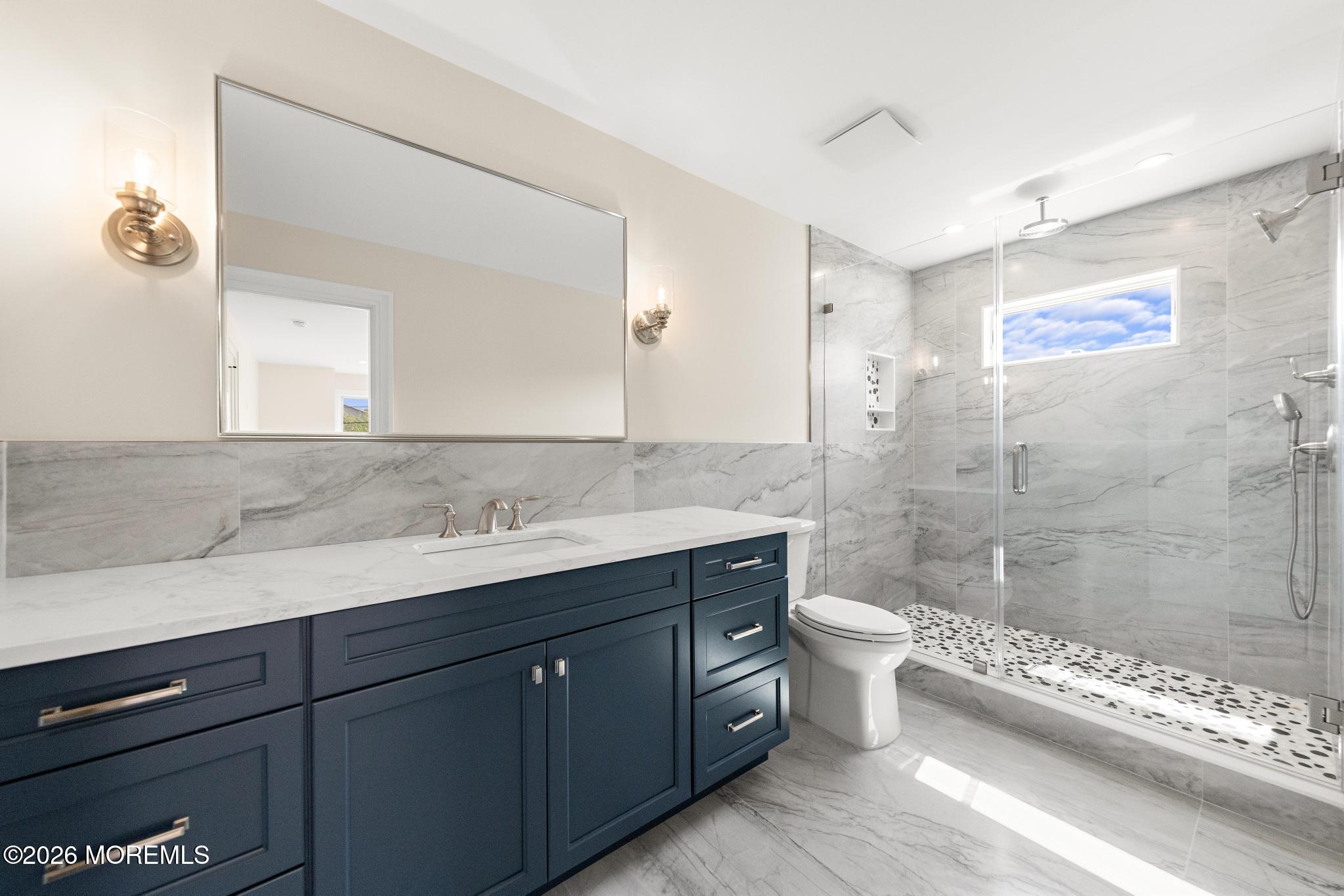 309 W 16th Street