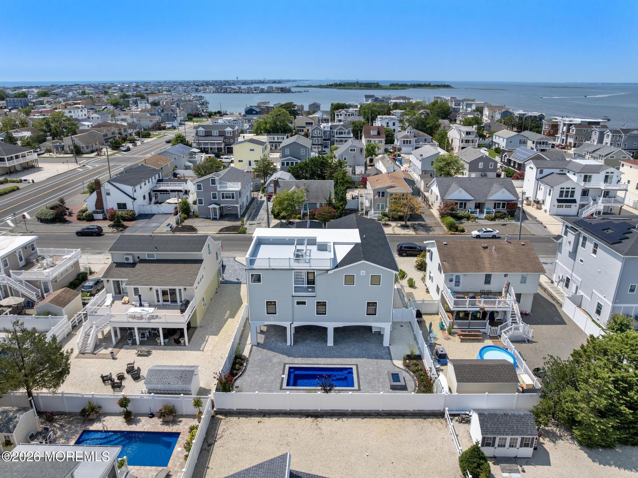 309 W 16th Street