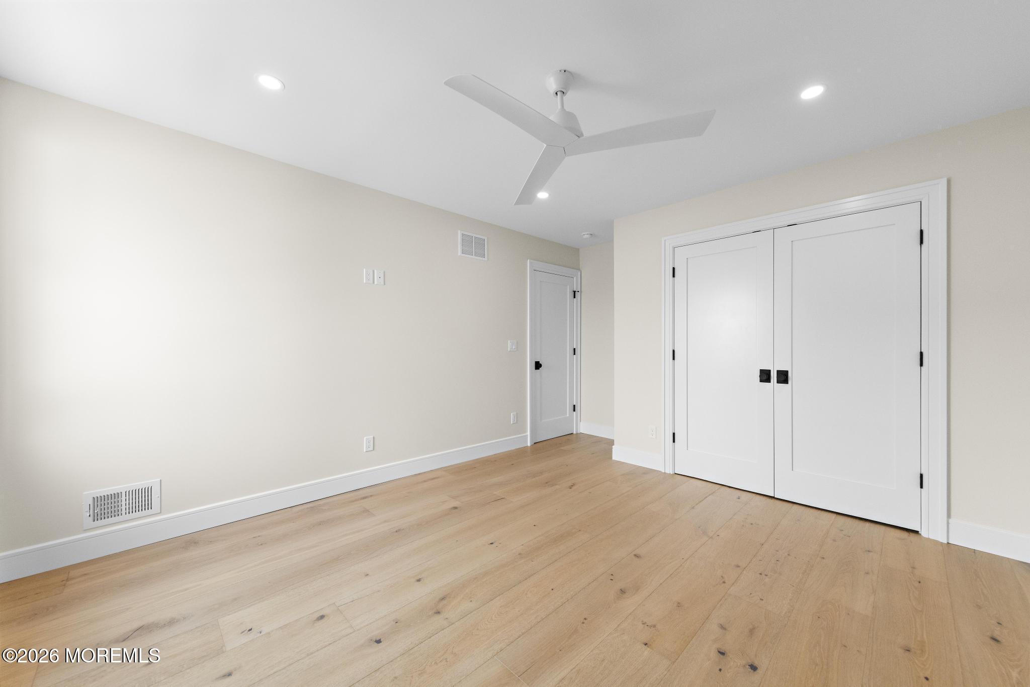 309 W 16th Street