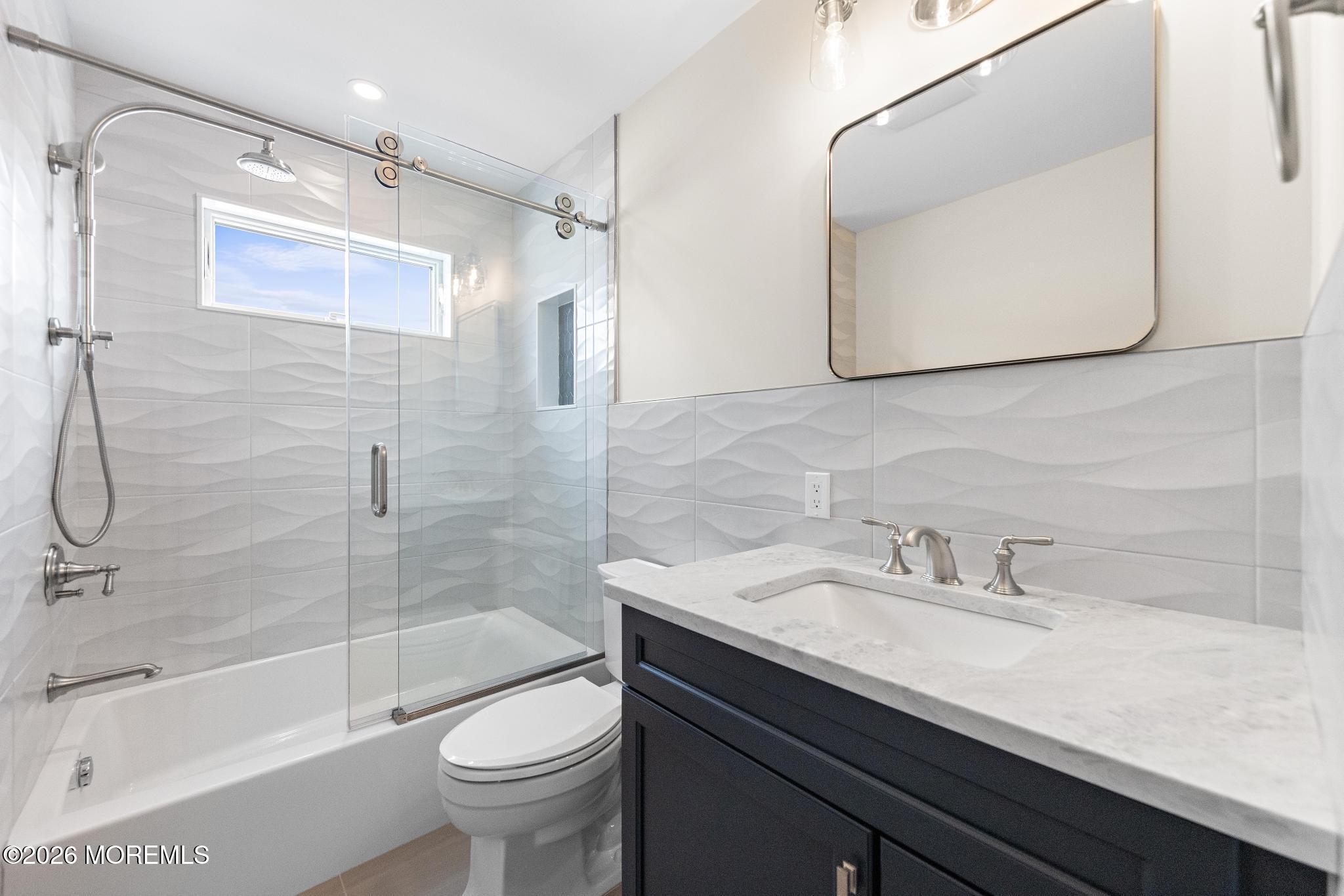 309 W 16th Street