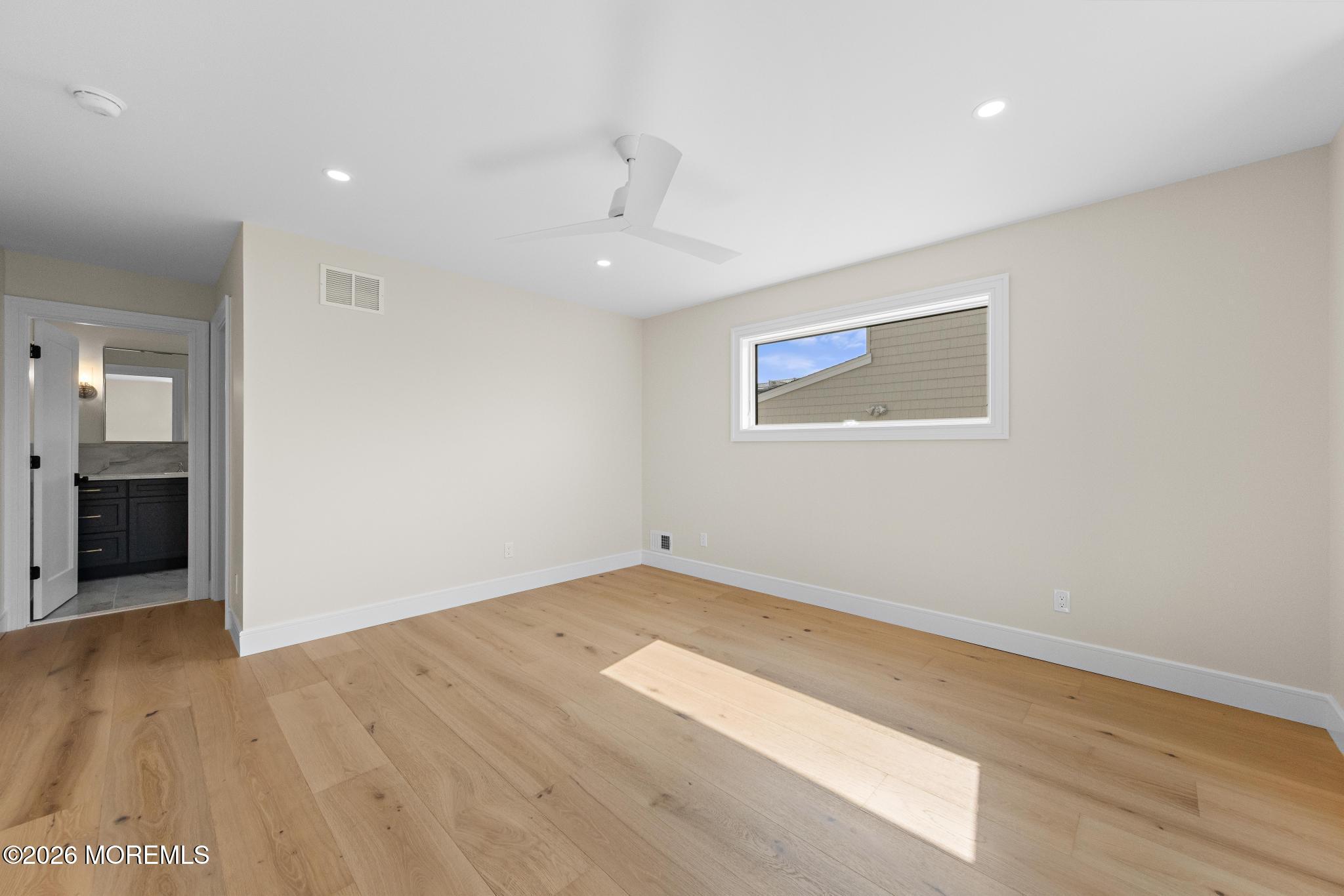 309 W 16th Street