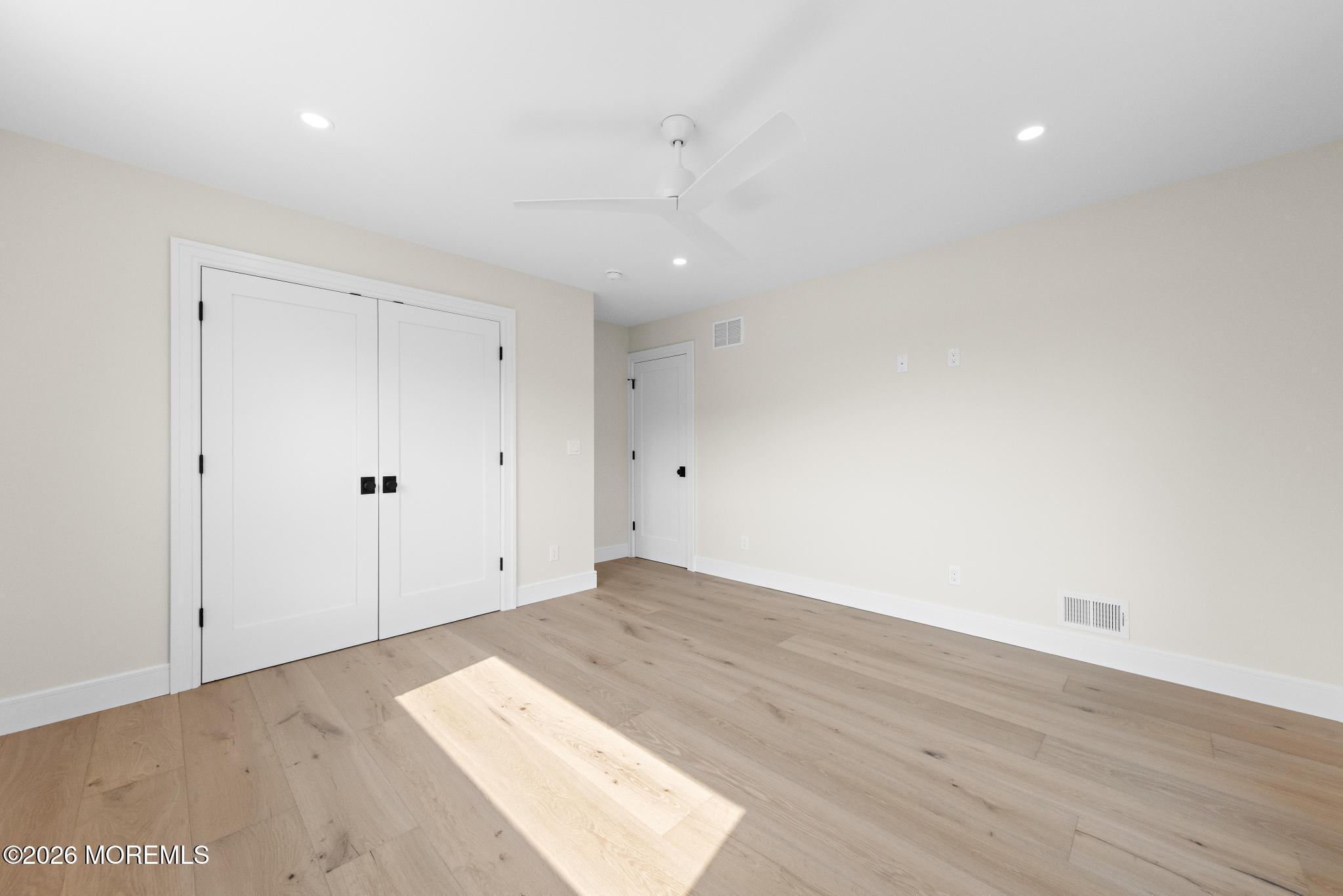 309 W 16th Street