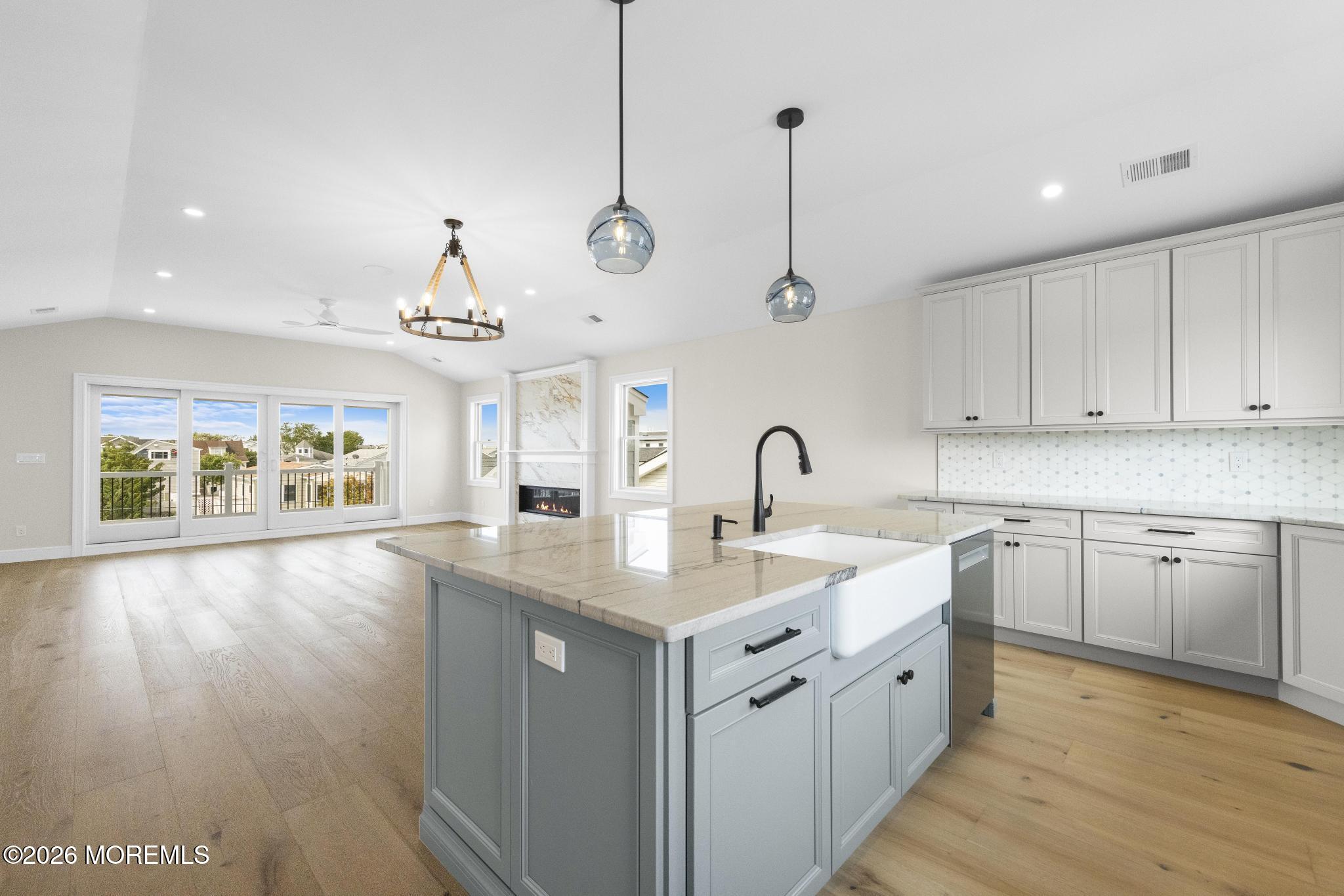 309 W 16th Street