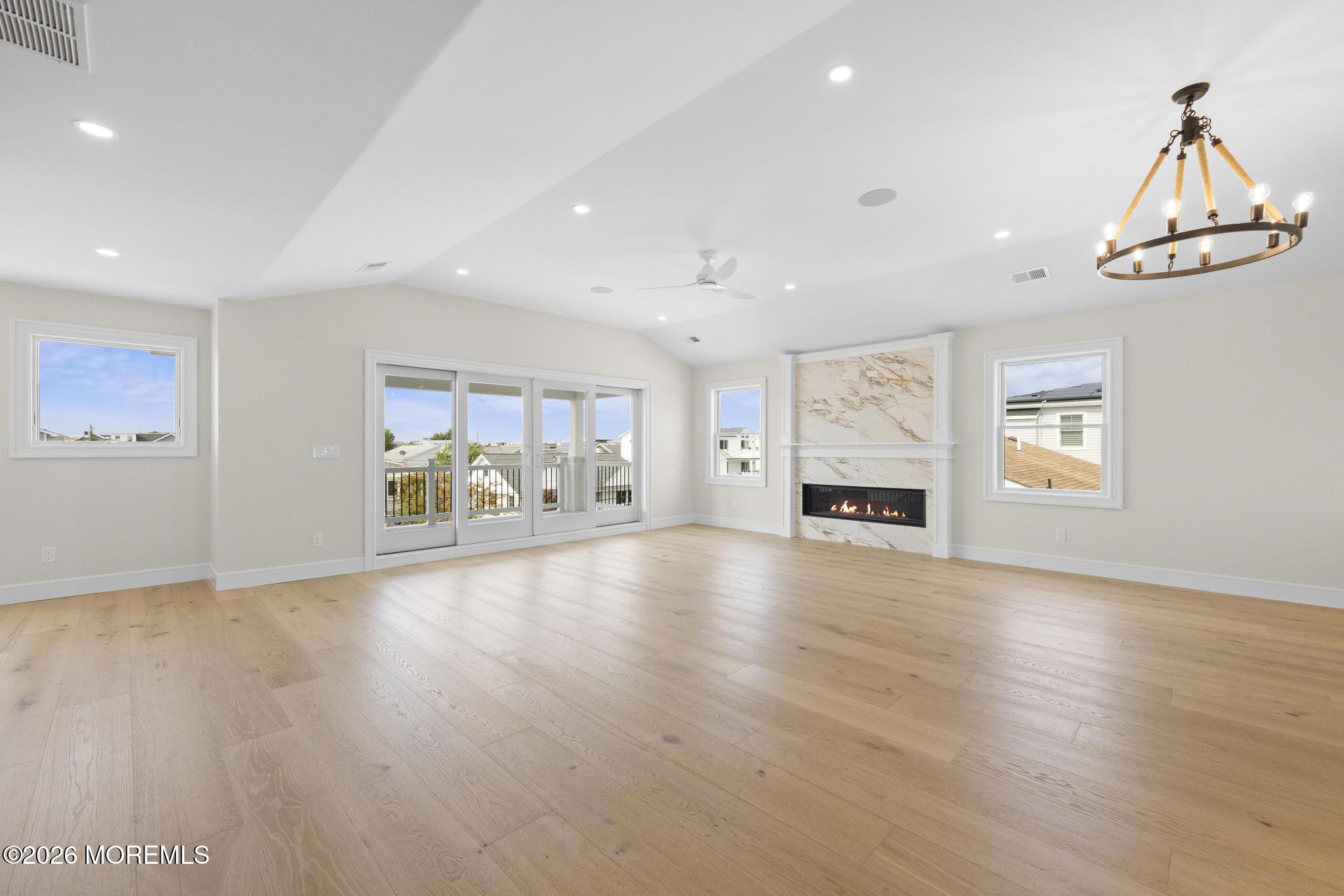 309 W 16th Street