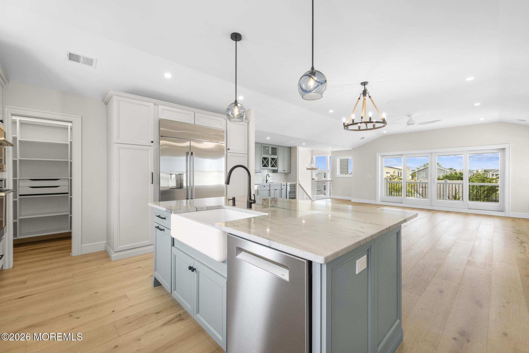 309 W 16th Street