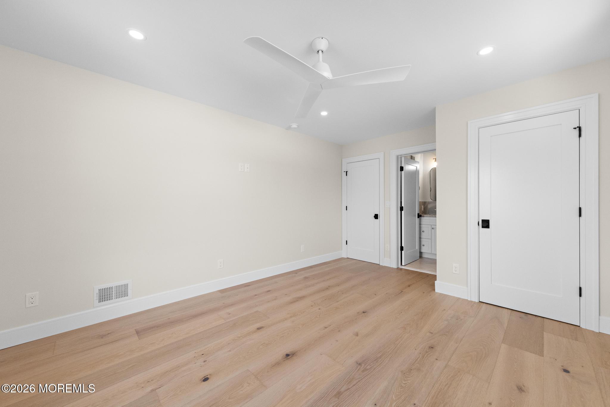 309 W 16th Street
