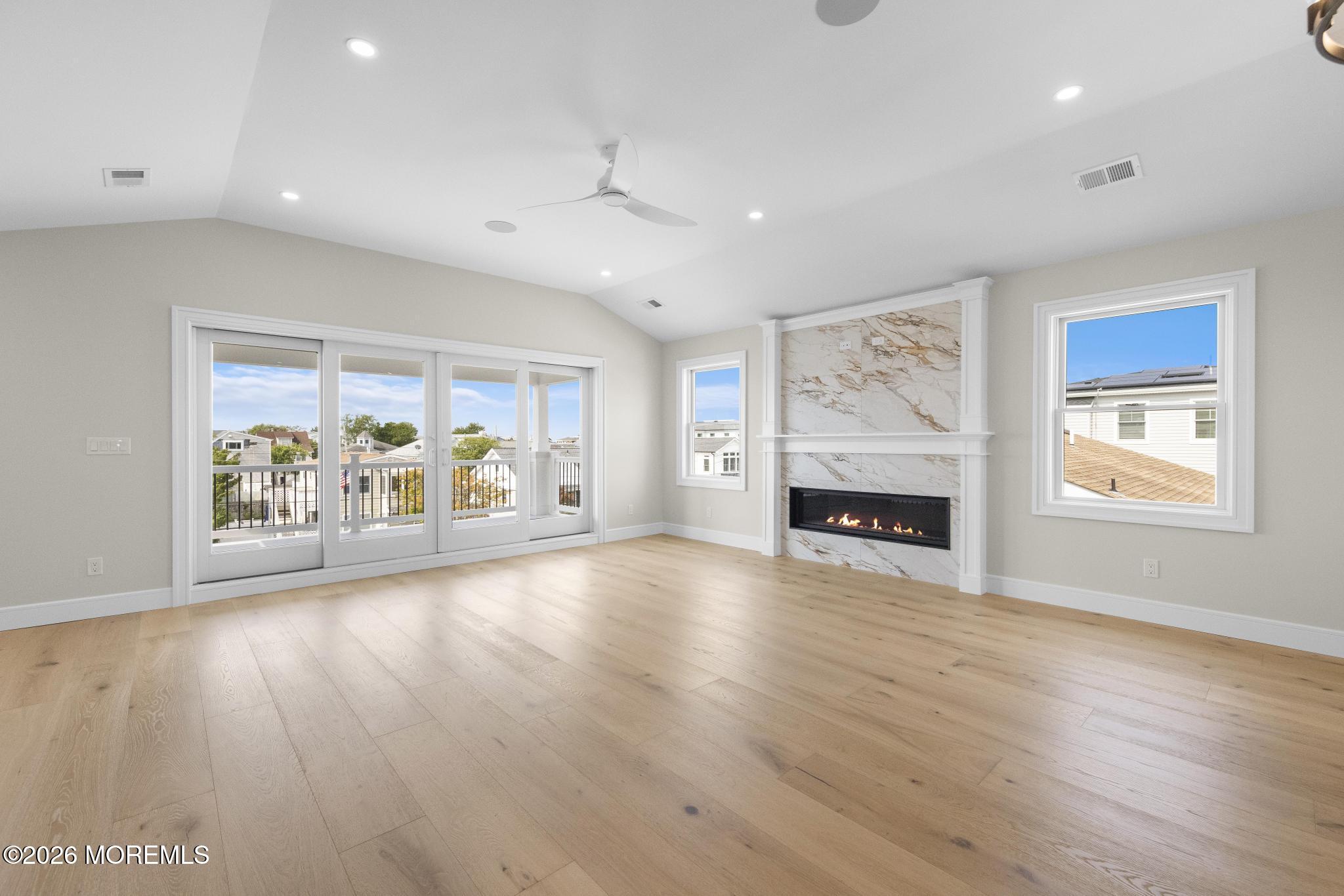 309 W 16th Street