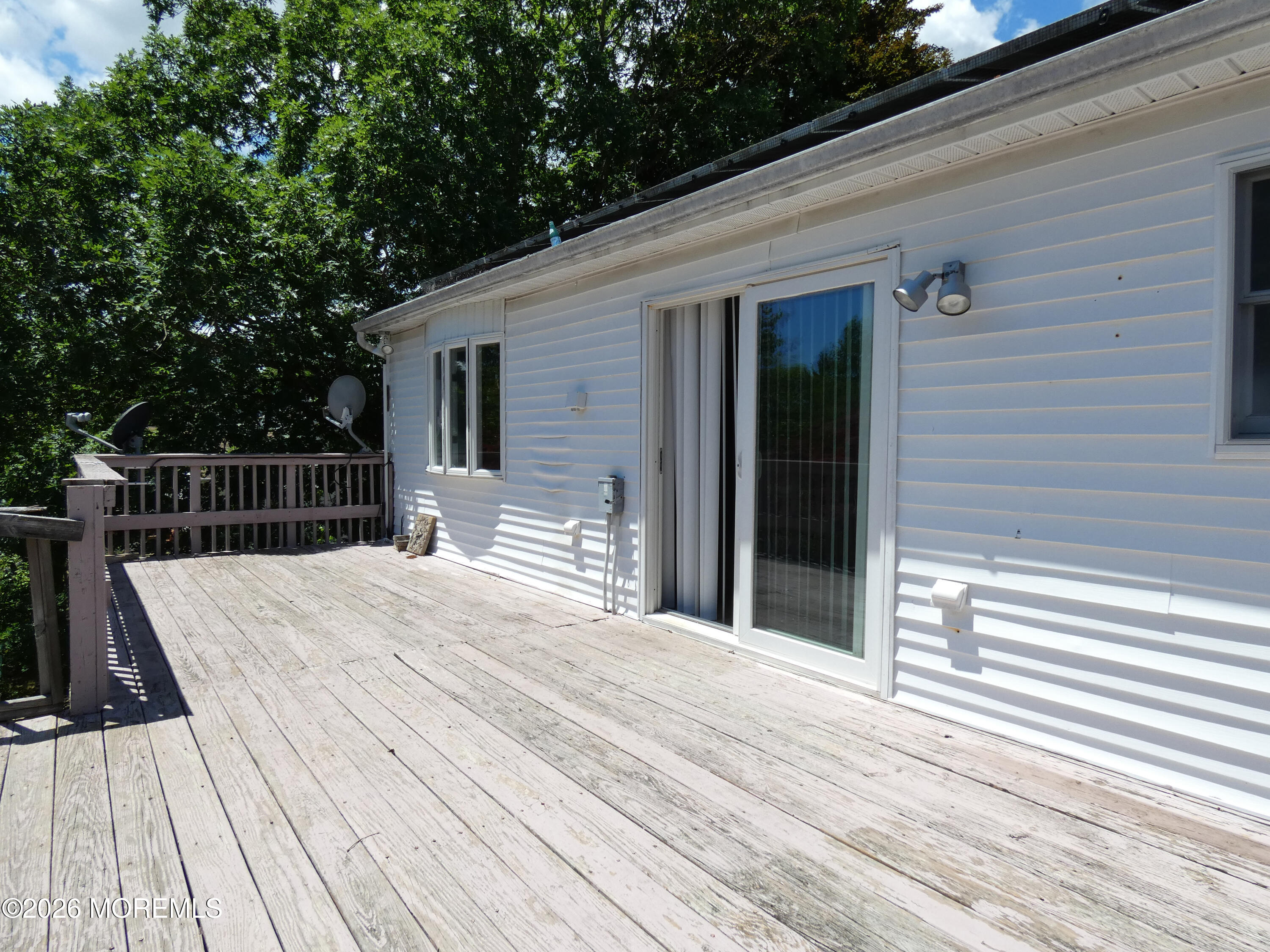 93 Outboard Avenue