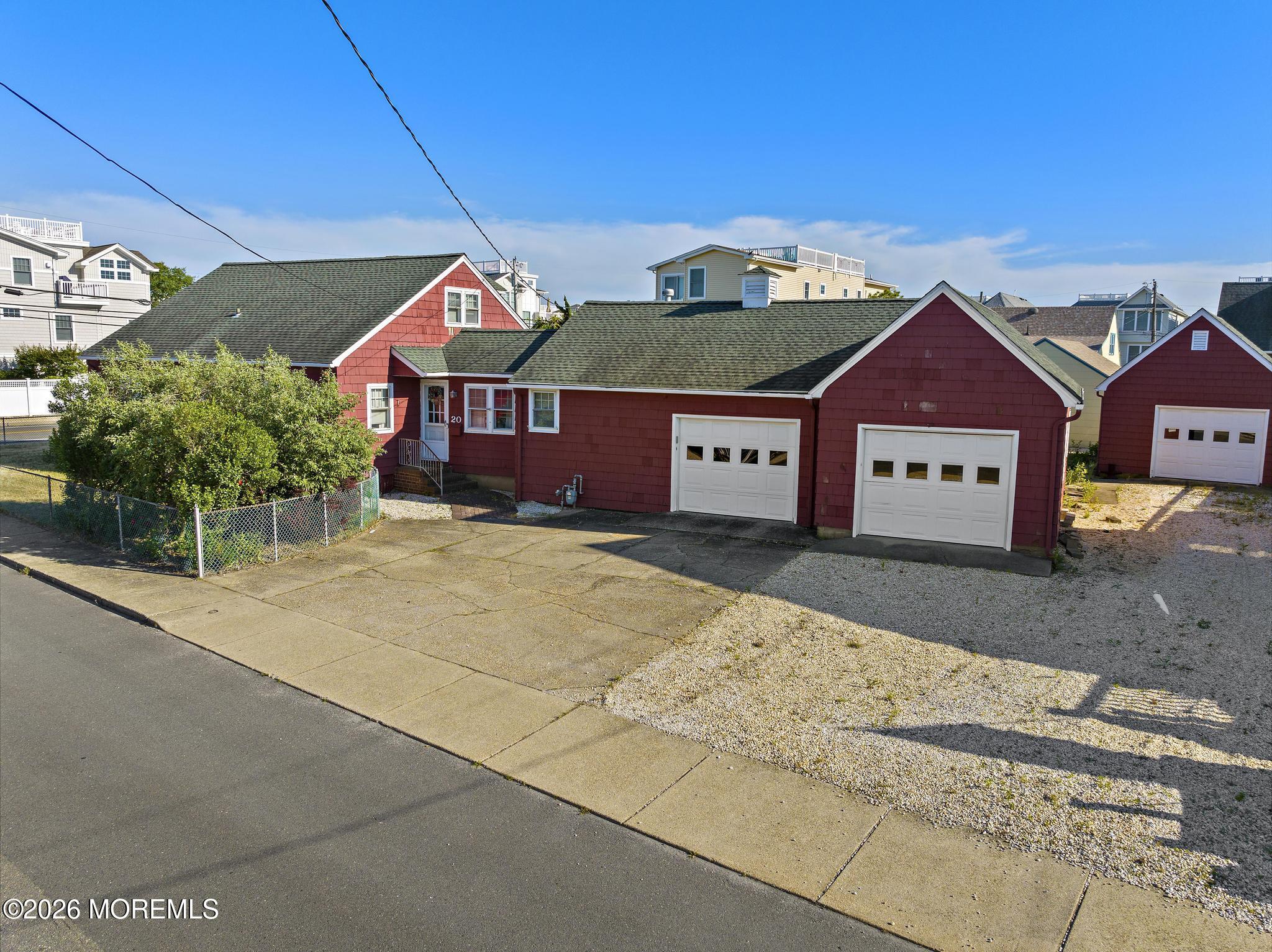 20 E South 33rd Street