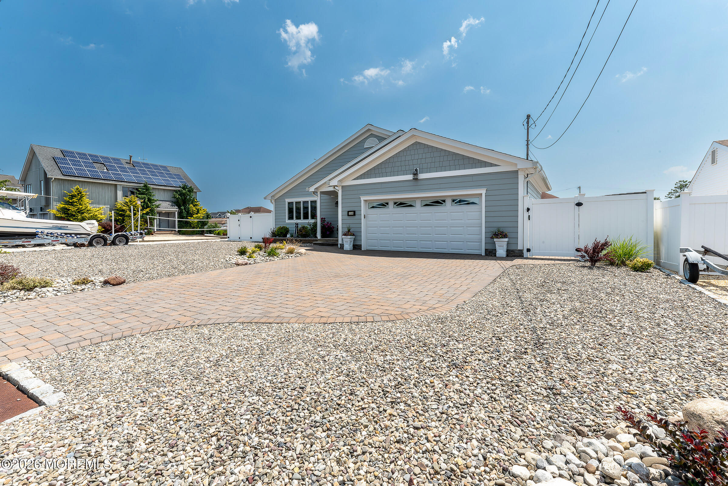 1149 E Hickory Drive