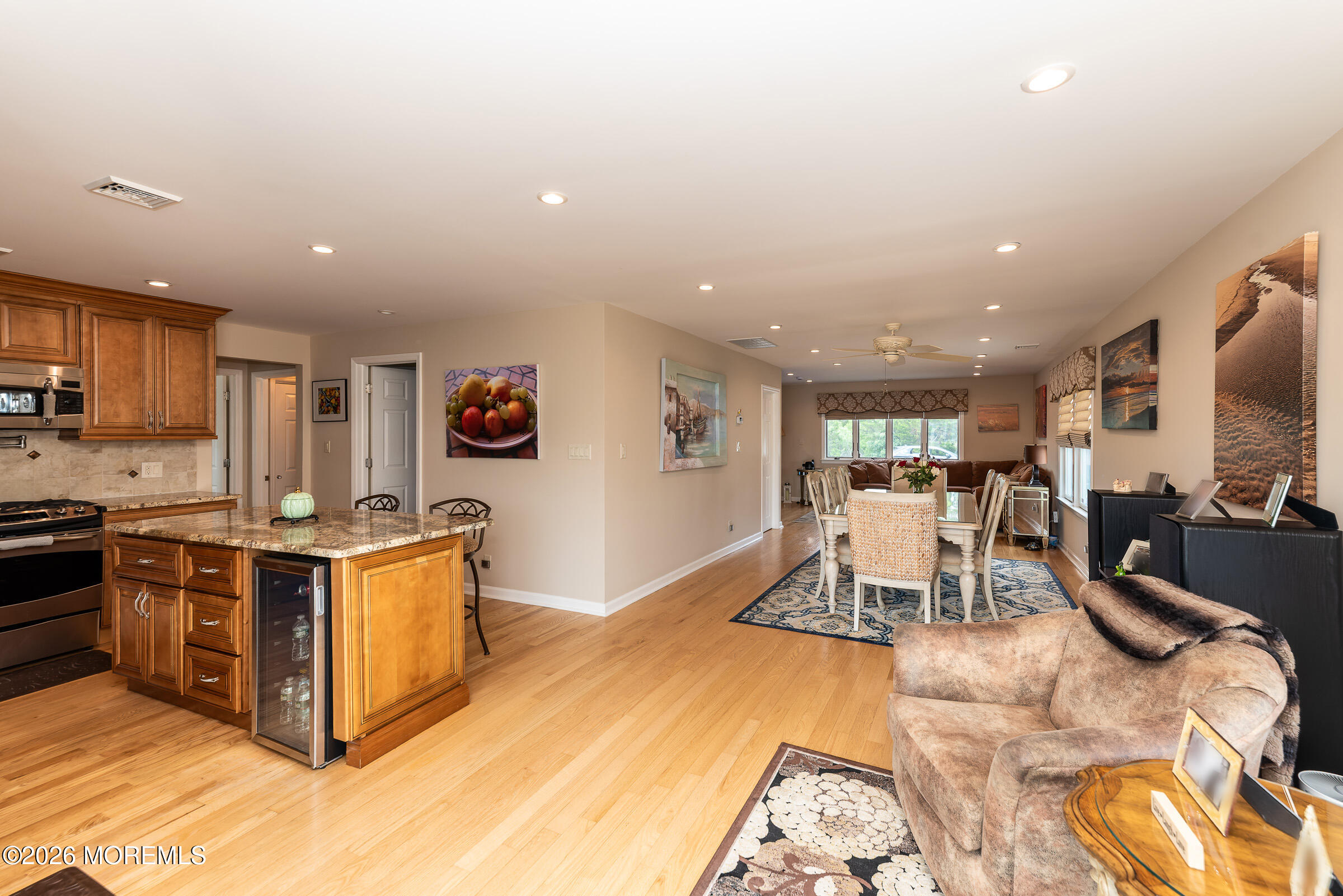 1149 E Hickory Drive