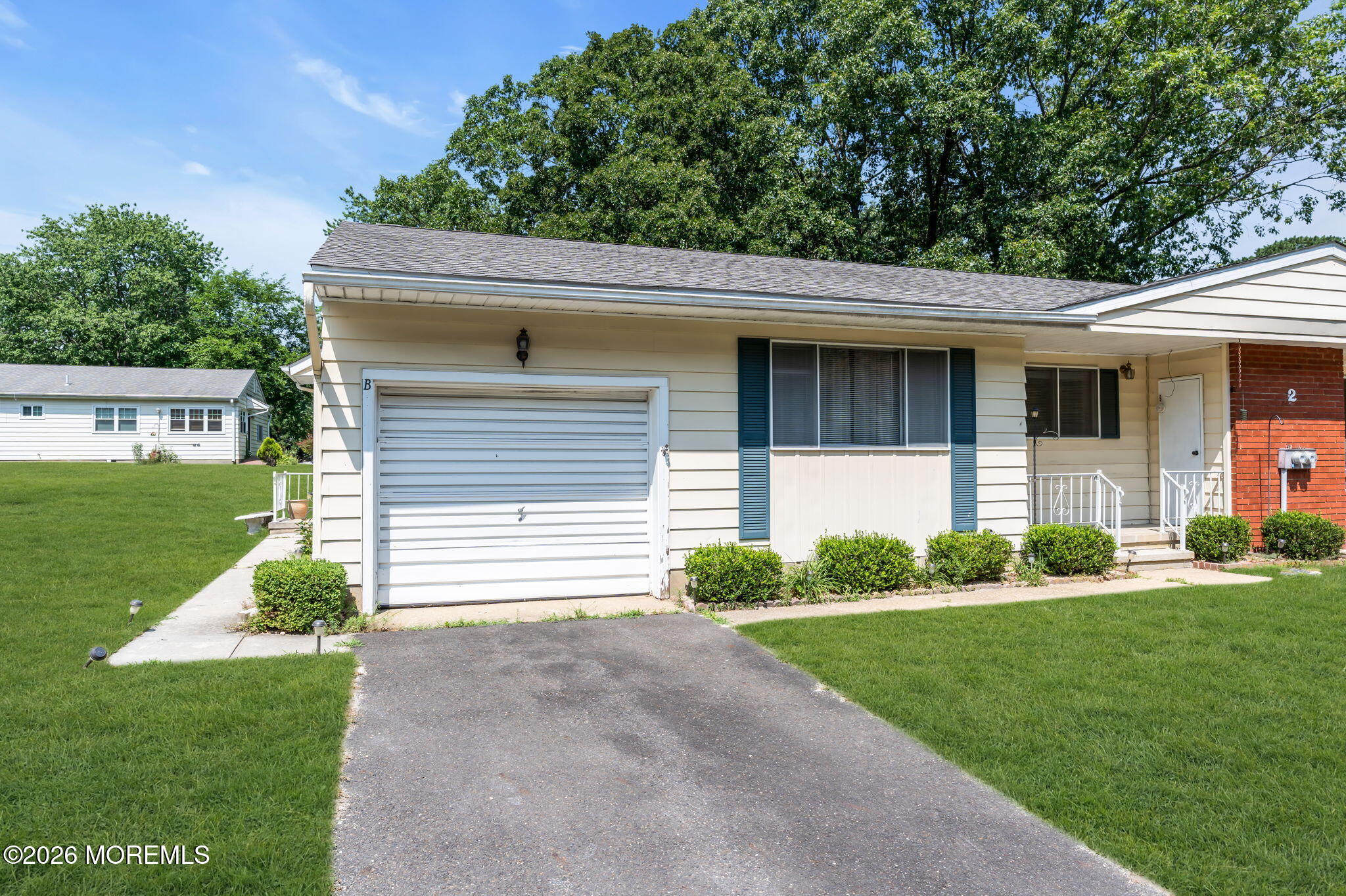 2 B Connecticut Drive B