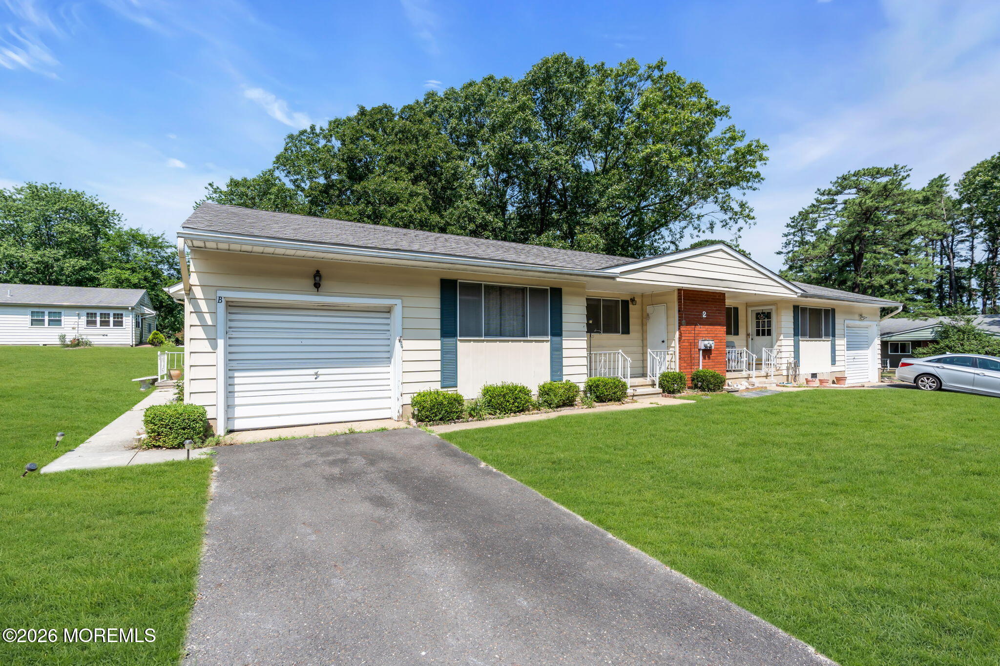 2 B Connecticut Drive B