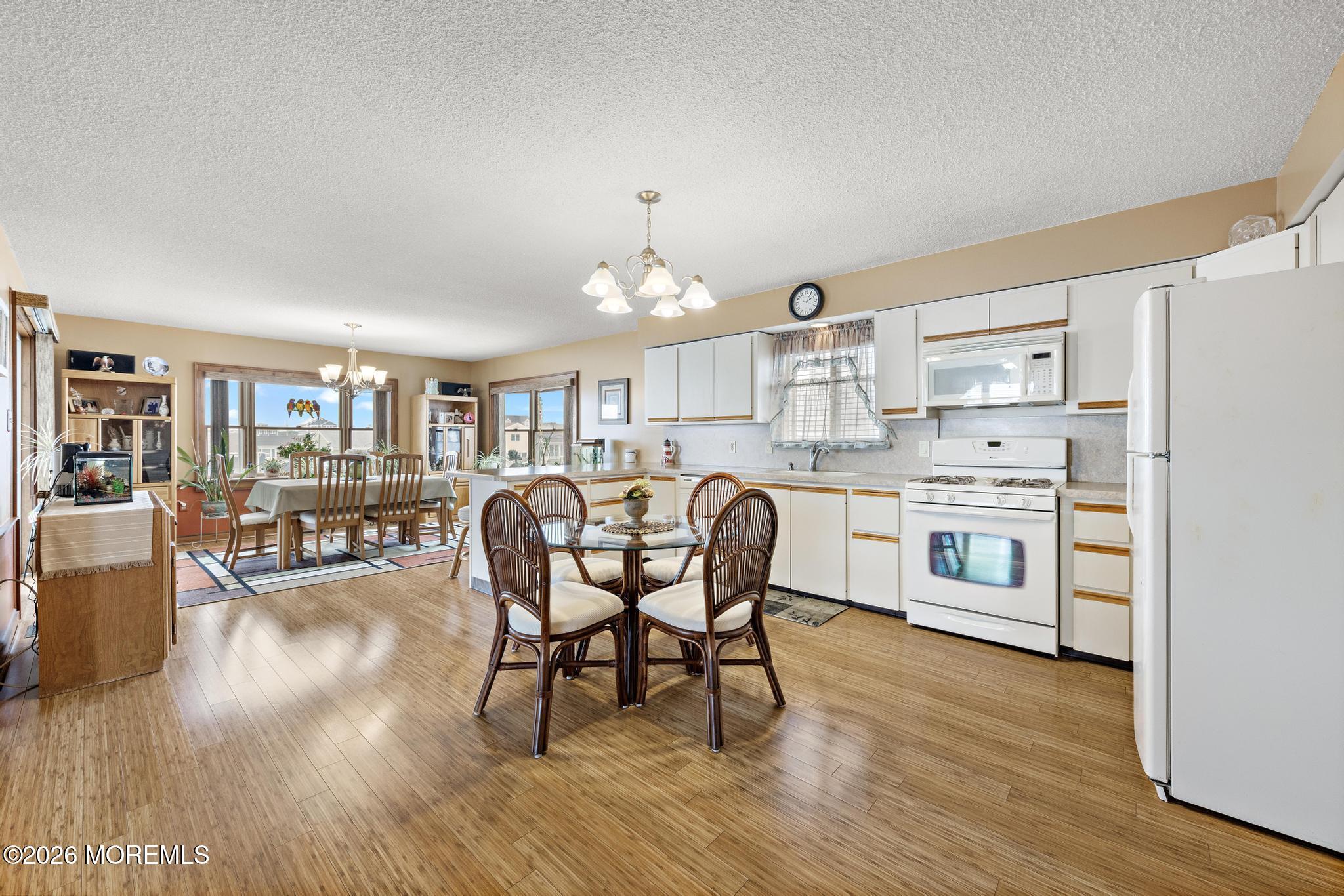 126 E Hudson Drive