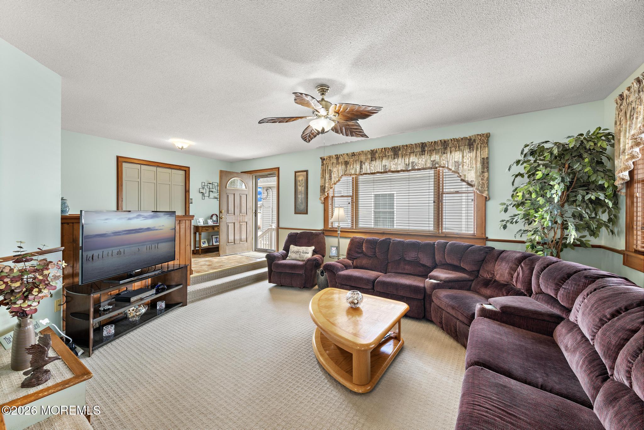 126 E Hudson Drive