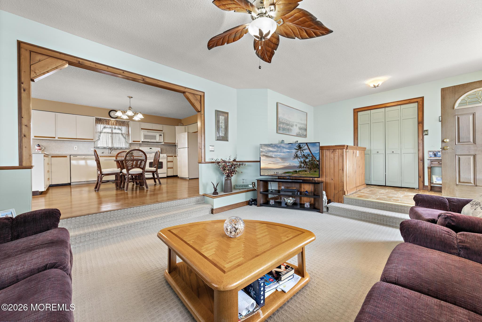 126 E Hudson Drive
