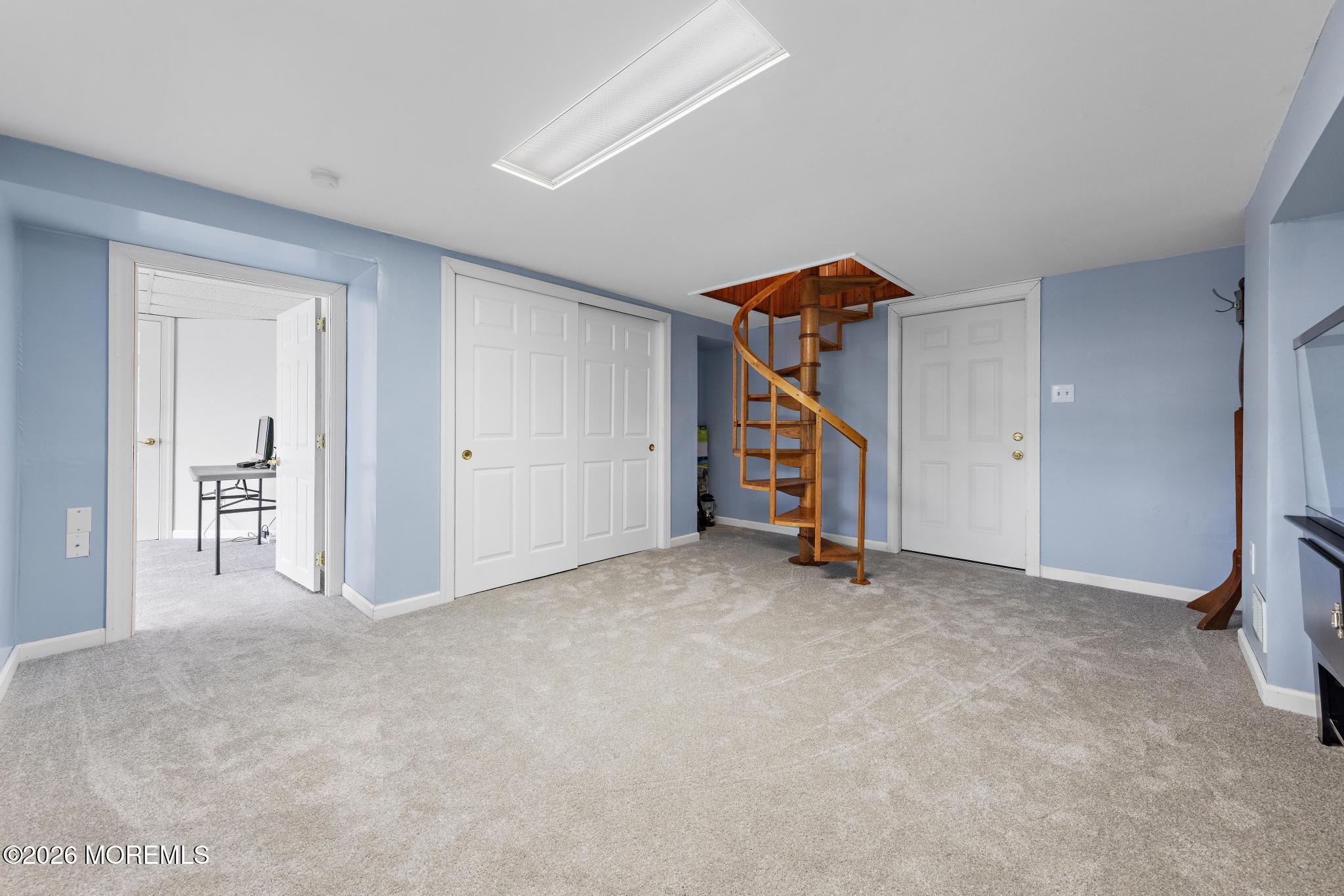 126 E Hudson Drive