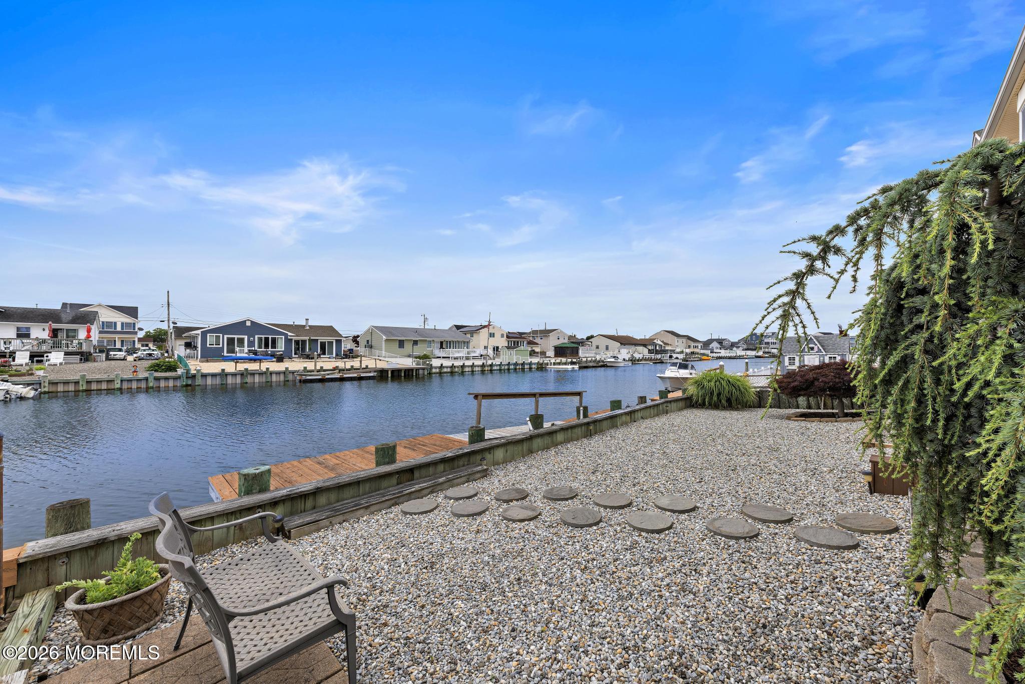 126 E Hudson Drive