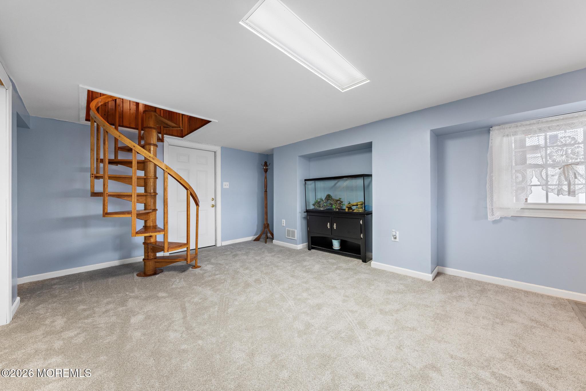 126 E Hudson Drive