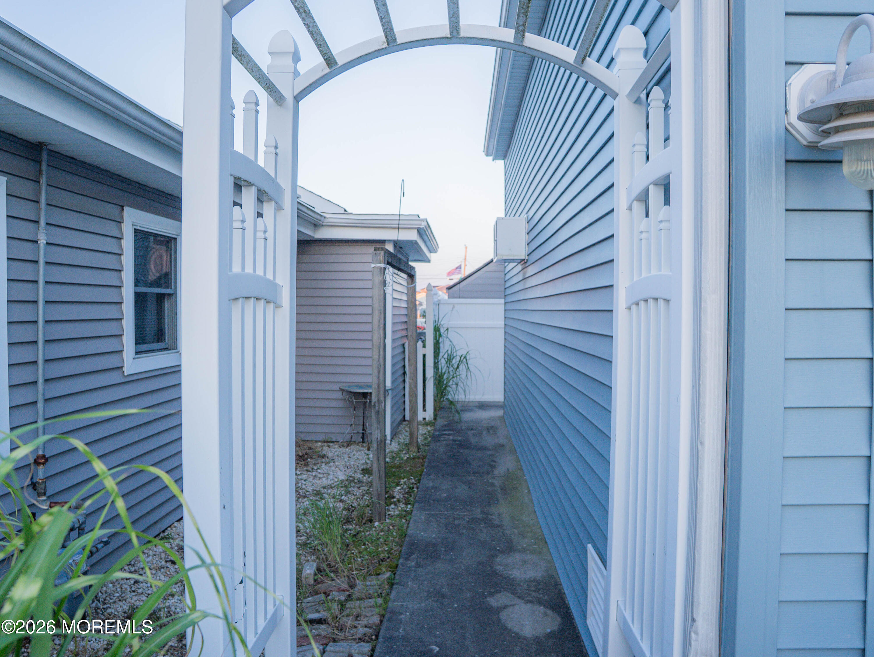 146 N Ensign Drive