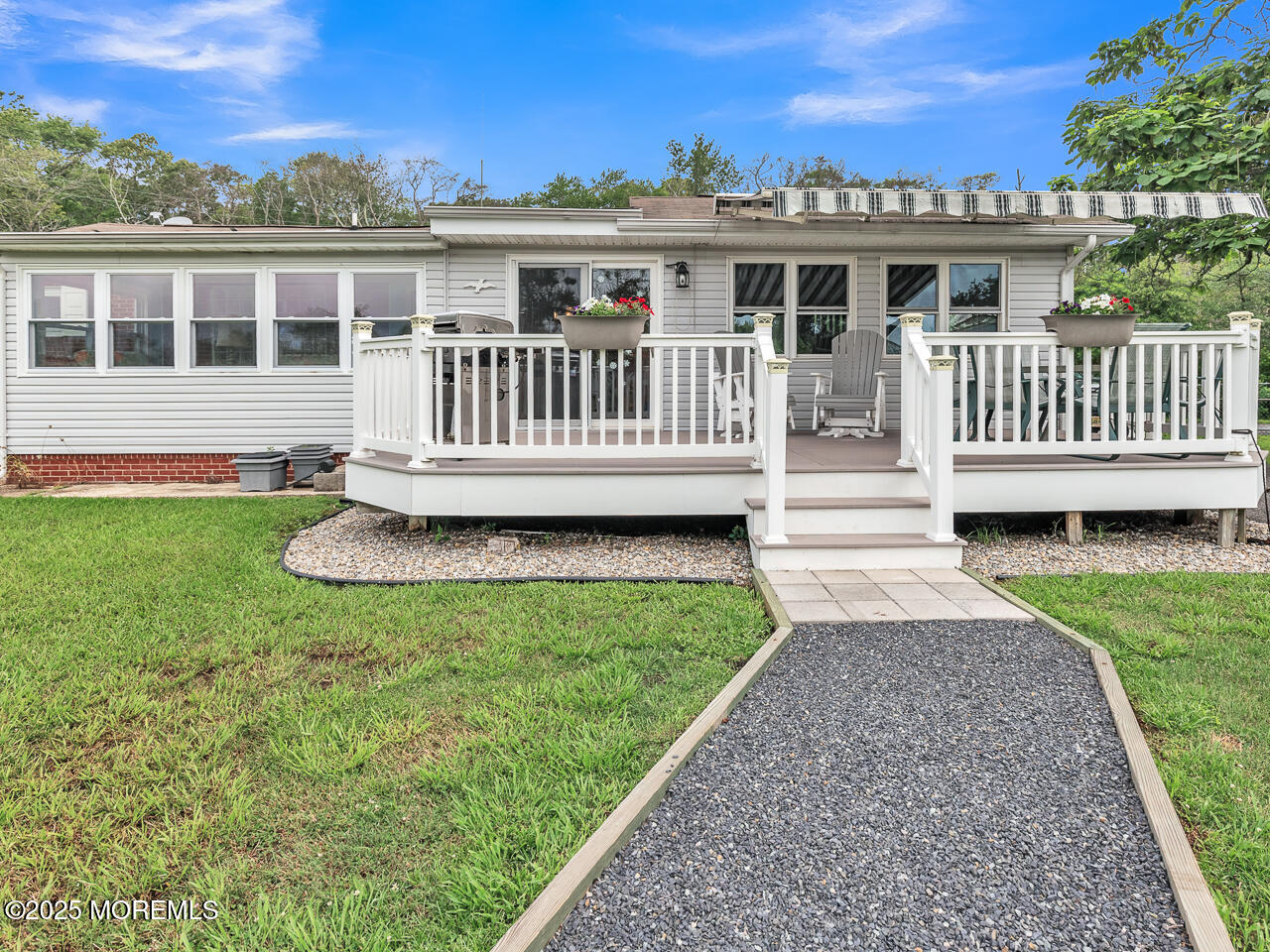 18 Beacon Drive